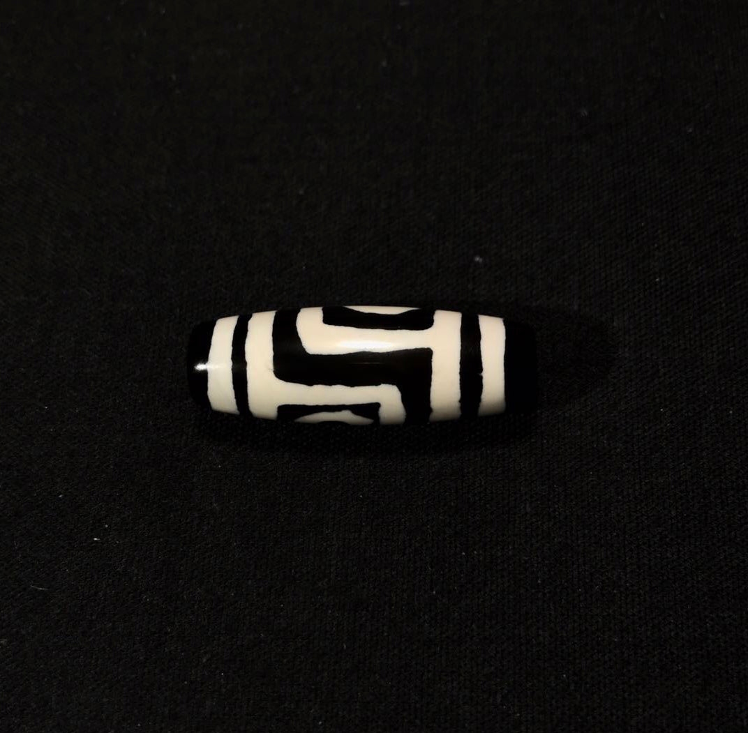 Real Tibetan Ancient Two Eyes Dzi Bead Amulet Pendant Genuine Old Antique Himalaya Agate Nepal 2 Eyed Pure Gzi Talisman Bracelet