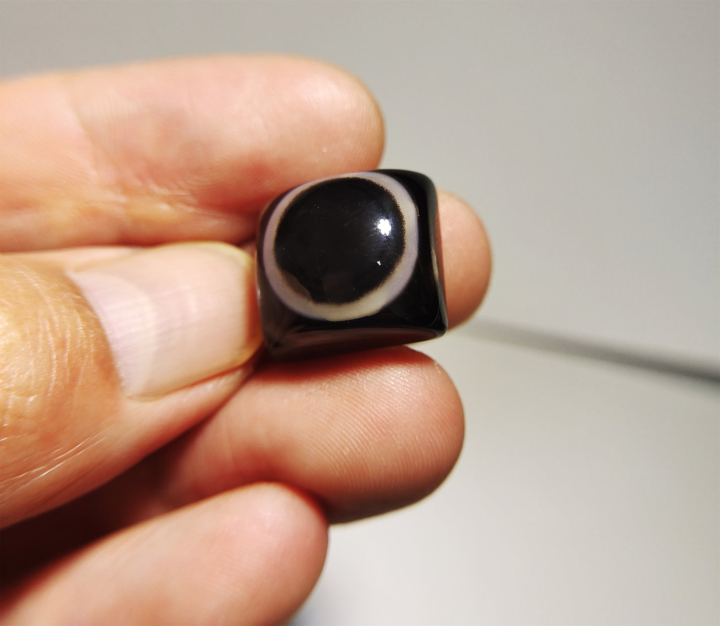 Real Tibetan Old Antique Luk Mik Dzi Bead Himalaya Horse Eye