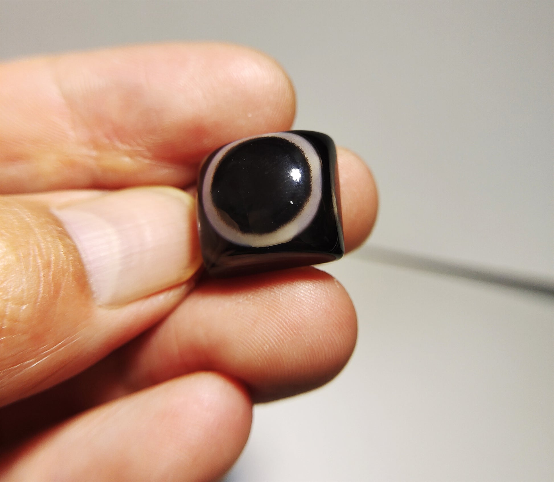Real Tibetan Old Antique Luk Mik Dzi Bead Himalaya Horse Eye