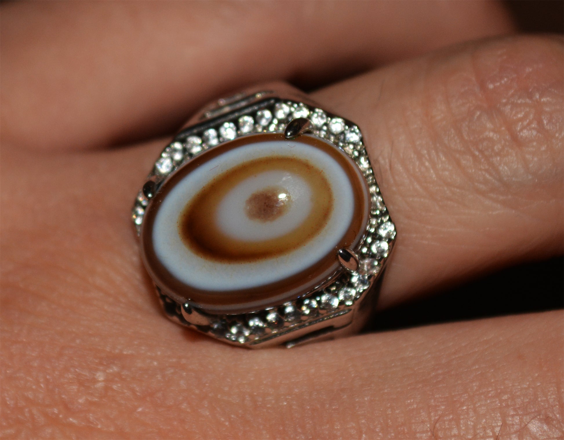 Real Tibetan Old Antique Luk Mik Eye Dzi Bead Ring Himalaya Lukmik