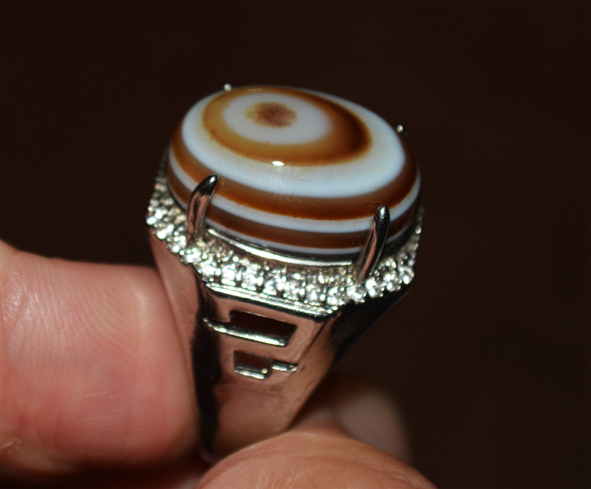 Real Tibetan Old Antique Luk Mik Eye Dzi Bead Ring Himalaya Lukmik