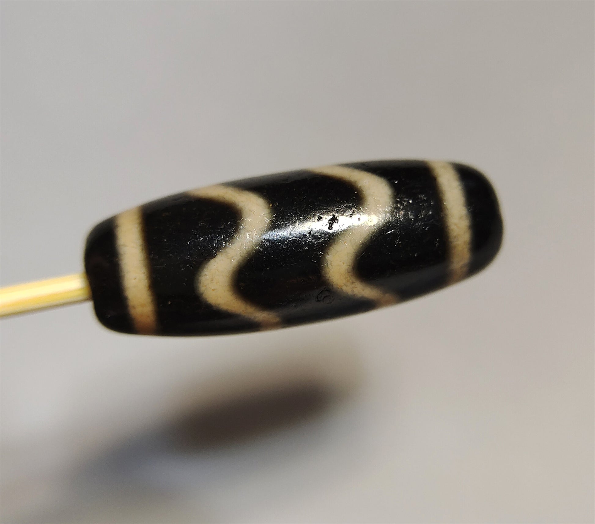tibetan ancient tiger tooth dzi bead pendant amulet genuine old zig zag himalaya agate water wave pure gzi talisman