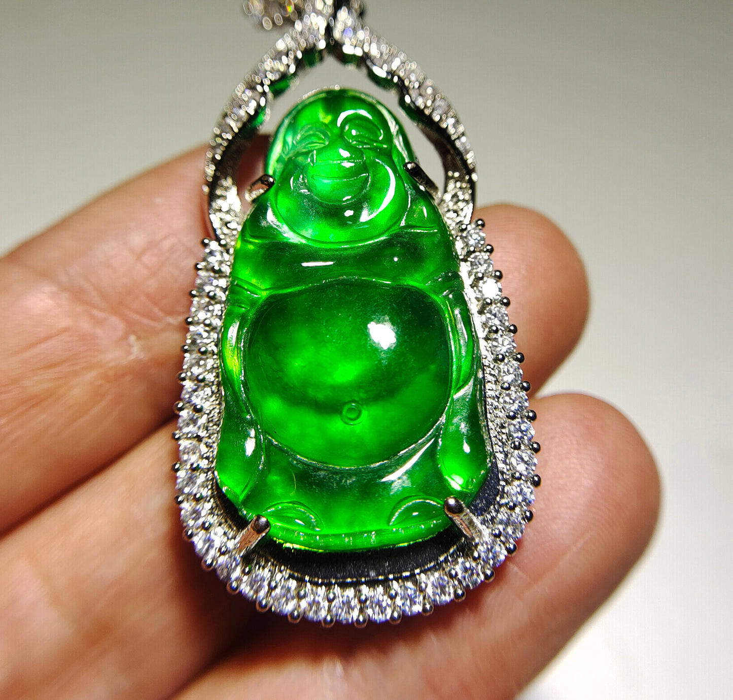 MRX: Natural Grade A Glassy Emerald Green Jadeite Jade Buddha Pendant Amulet Authentic