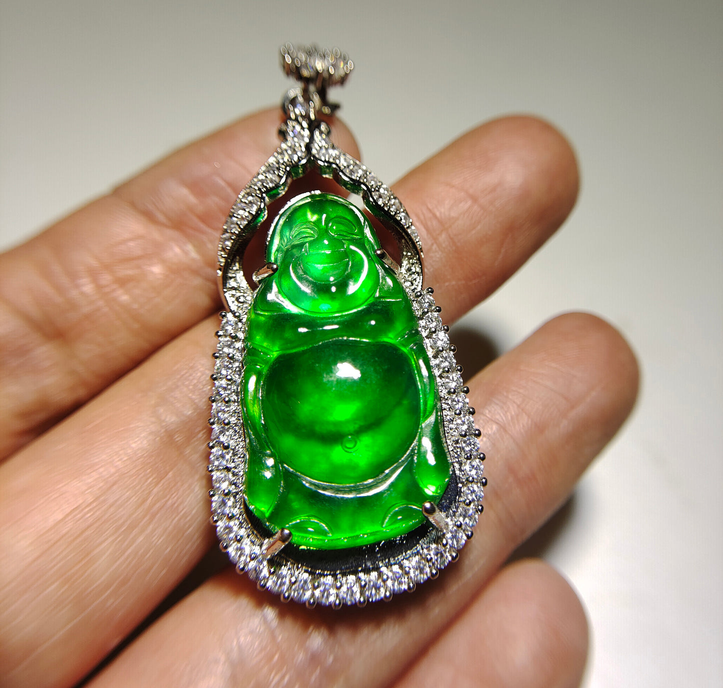 MRX: Natural Grade A Glassy Emerald Green Jadeite Jade Buddha Pendant Amulet Authentic