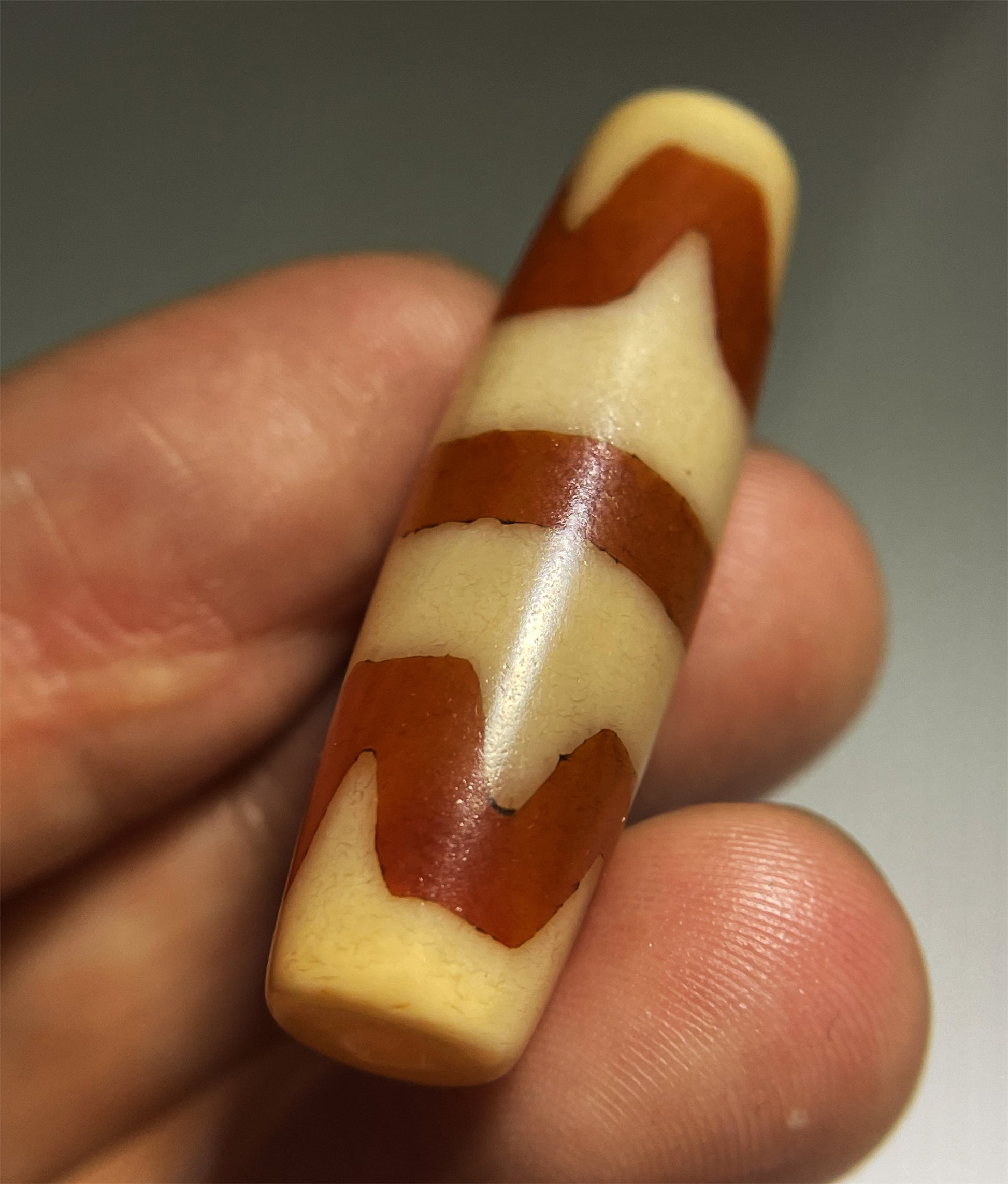 Genuine Tibet Ancient Tiger Tooth Dzi Bead Amulet Pendant Himalayan Agate Pure Water Wave Zigzag Gzi Old Antique Real Talisman Bracelet