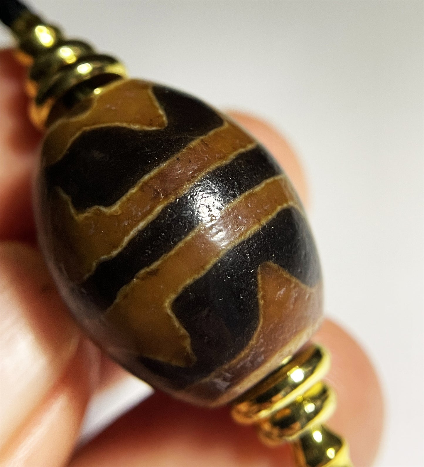 Ancient Dzi Bead Genuine Tibetan Water Wave Amulet Pendant Himalayan Agate Pure Tiger Tooth Zigzag Gzi Old Antique Real Talisman Bracelet