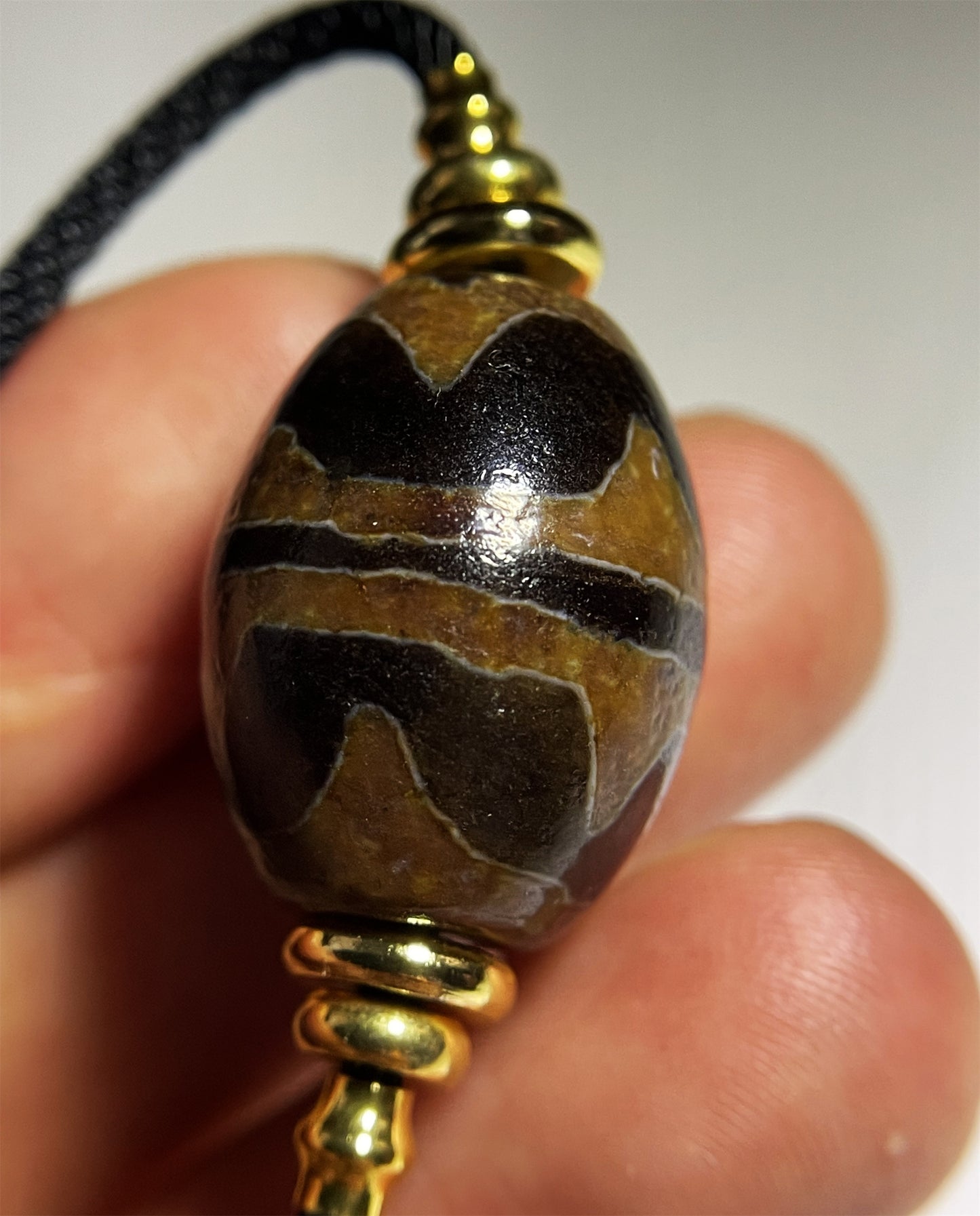 Ancient Dzi Bead Genuine Tibet Tiger Tooth Amulet Pendant Himalayan Agate Pure Water Wave Zigzag Gzi Old Antique Real Talisman Bracelet