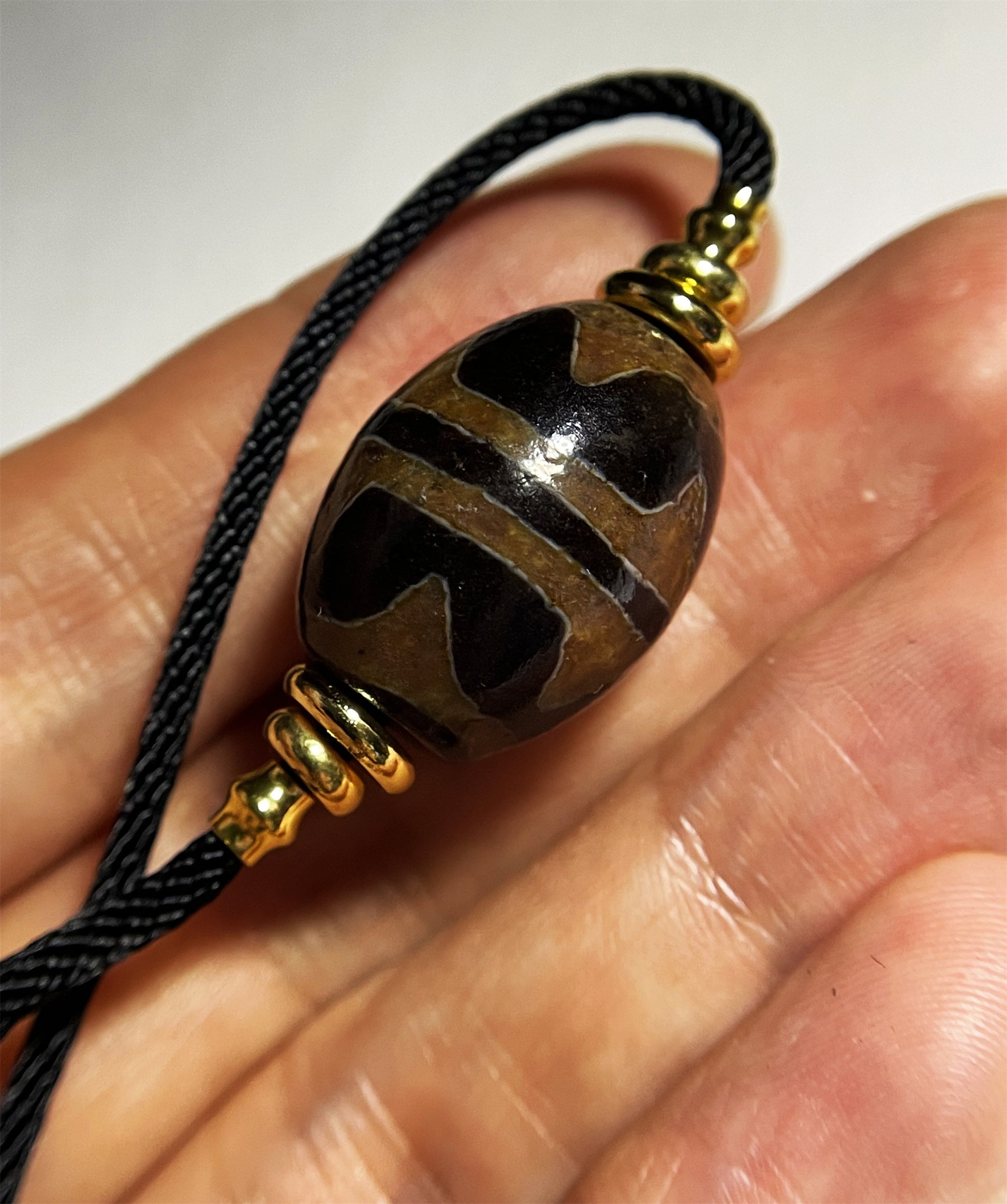 Ancient Dzi Bead Genuine Tibet Tiger Tooth Amulet Pendant Himalayan Agate Pure Water Wave Zigzag Gzi Old Antique Real Talisman Bracelet