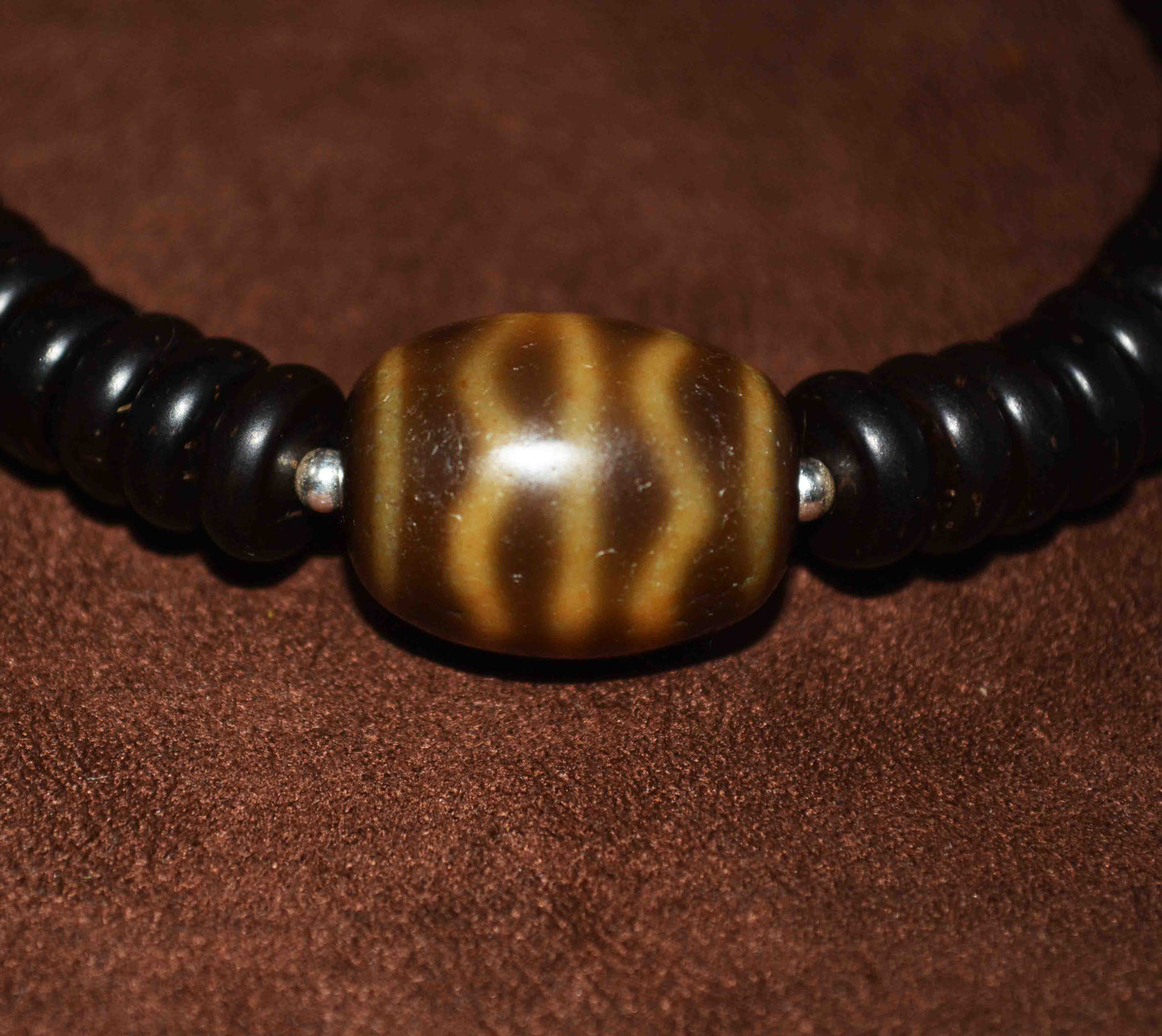 Ancient Tibetan Pure Tiger Tooth Dzi Bead Amulet Double Water Wave Himalayas Genuine Zigzag Agate Gzi Pendant Talisman