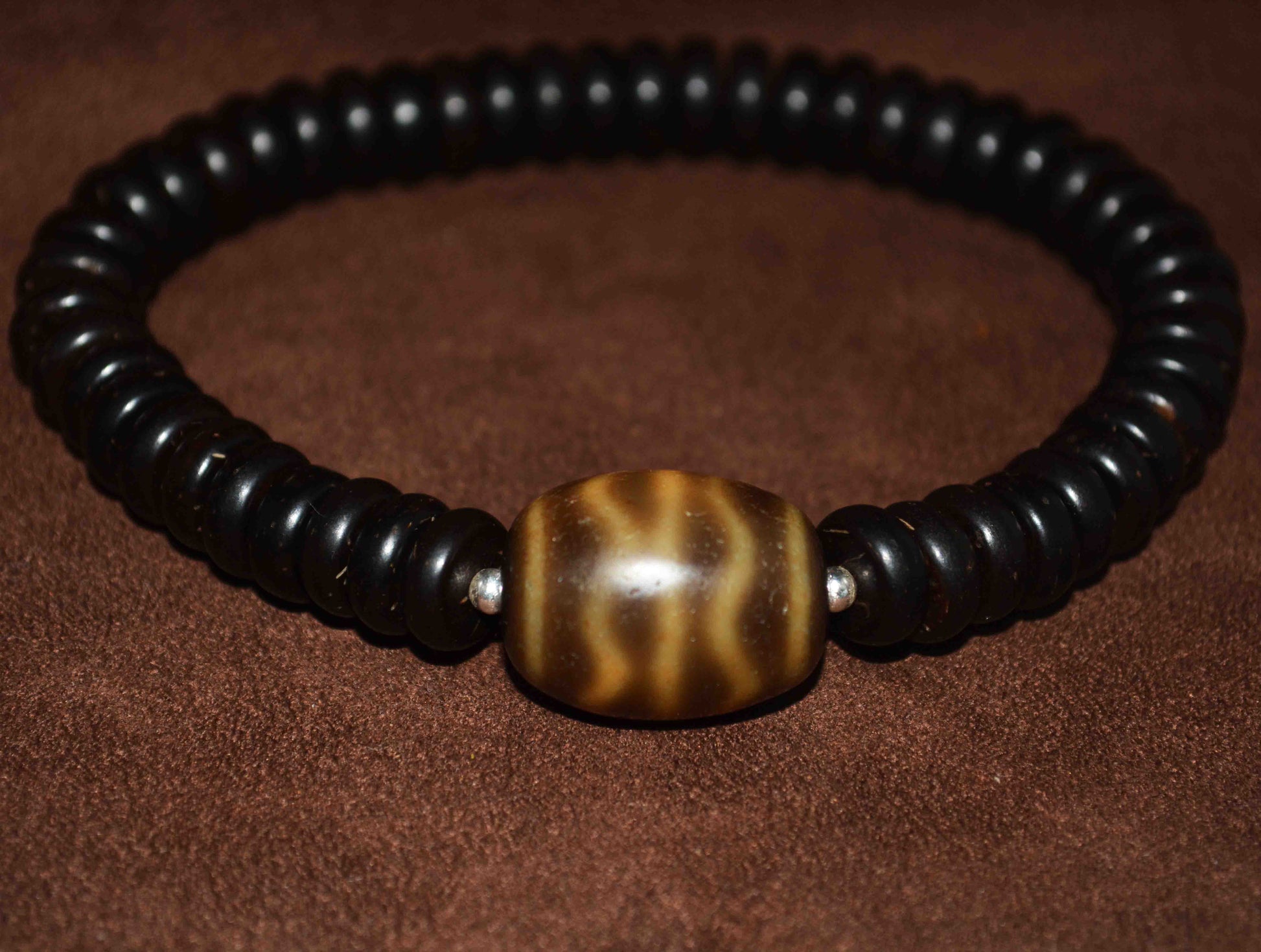 Ancient Tibetan Pure Tiger Tooth Dzi Bead Amulet Double Water Wave Himalayas Genuine Zigzag Agate Gzi Pendant Talisman