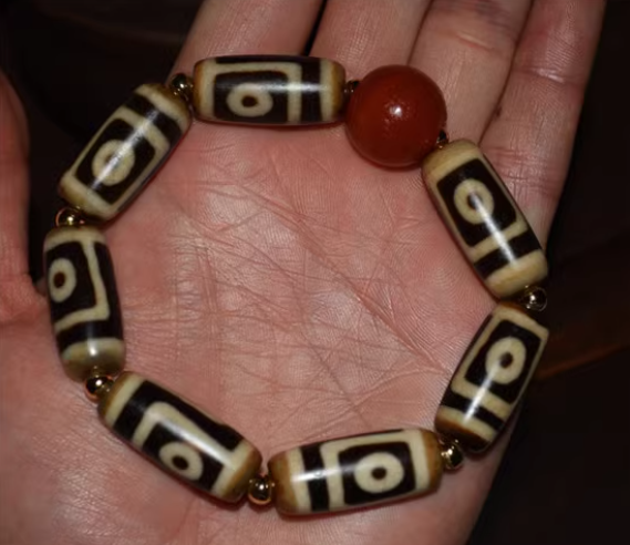 Ancient Tibetan Two Eyes Dzi Bead Bracelet Amulet Himalayas Agate Pure 2 Eyed Gzi Mala Old Antique Talisman Authentic