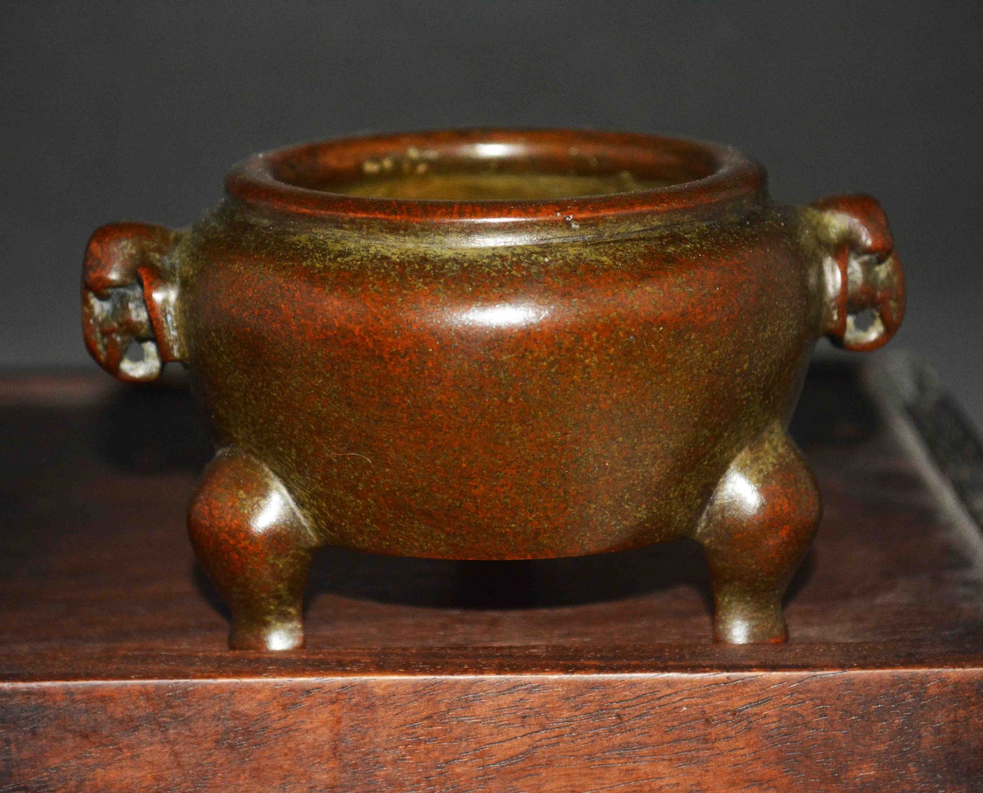 Chinese Old Antique Bronze Incense Burner Copper Censer Qing Dynasty Elephant Qianlong