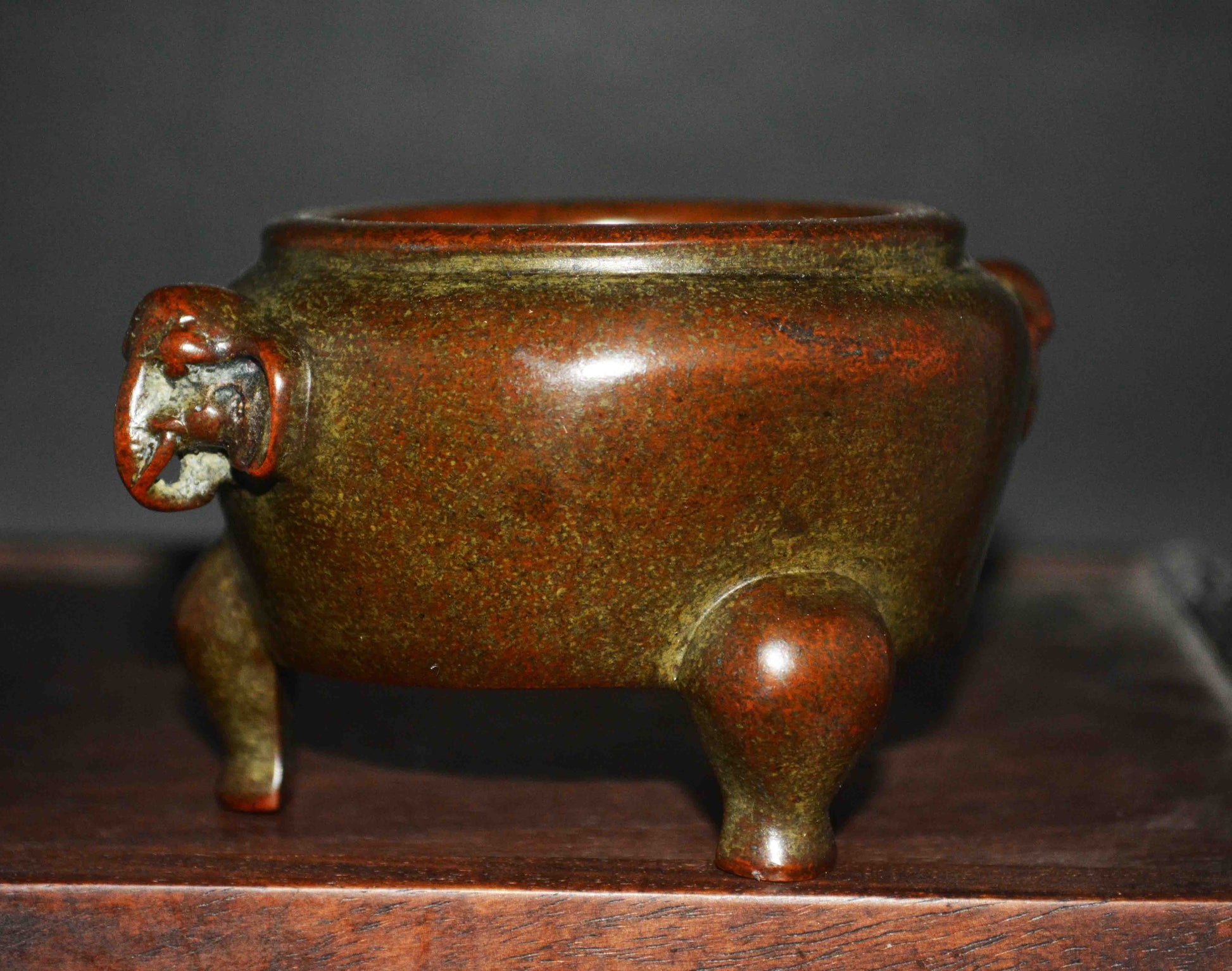 Chinese Old Antique Bronze Incense Burner Copper Censer Qing Dynasty Elephant Qianlong