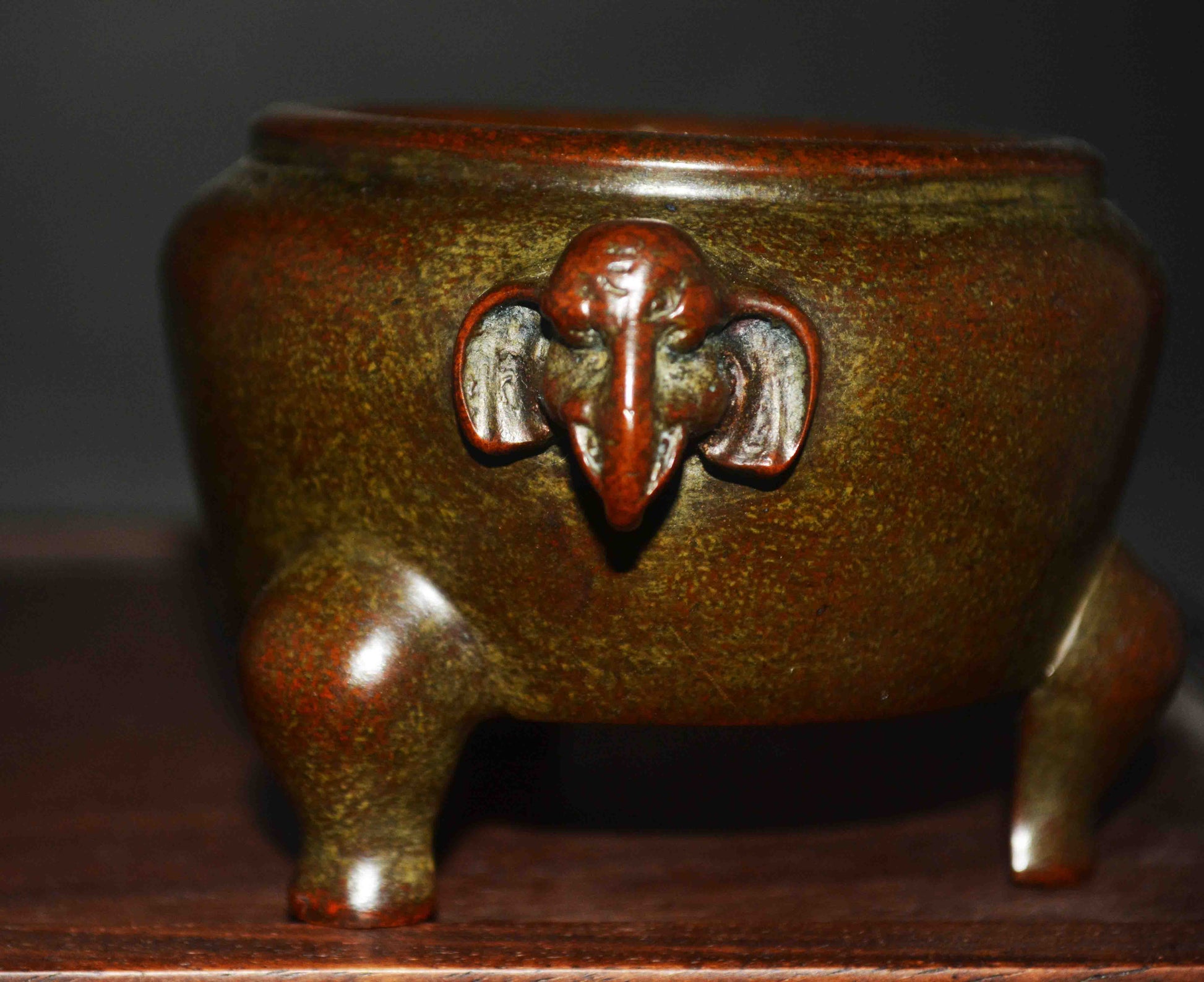 Chinese Old Antique Bronze Incense Burner Copper Censer Qing Dynasty Elephant Qianlong