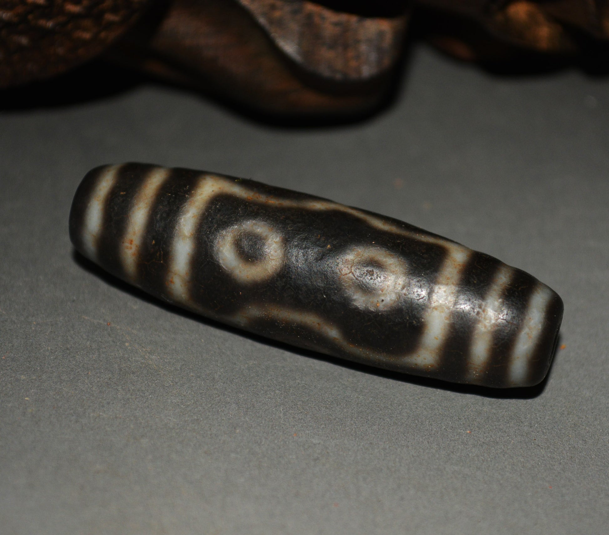 Genuine Ancient Tibetan Seven Eyes Dzi Bead Amulet Pendant Real Old Antique Himalaya Agate Nepal 7 Eyed Pure Gzi Talisman