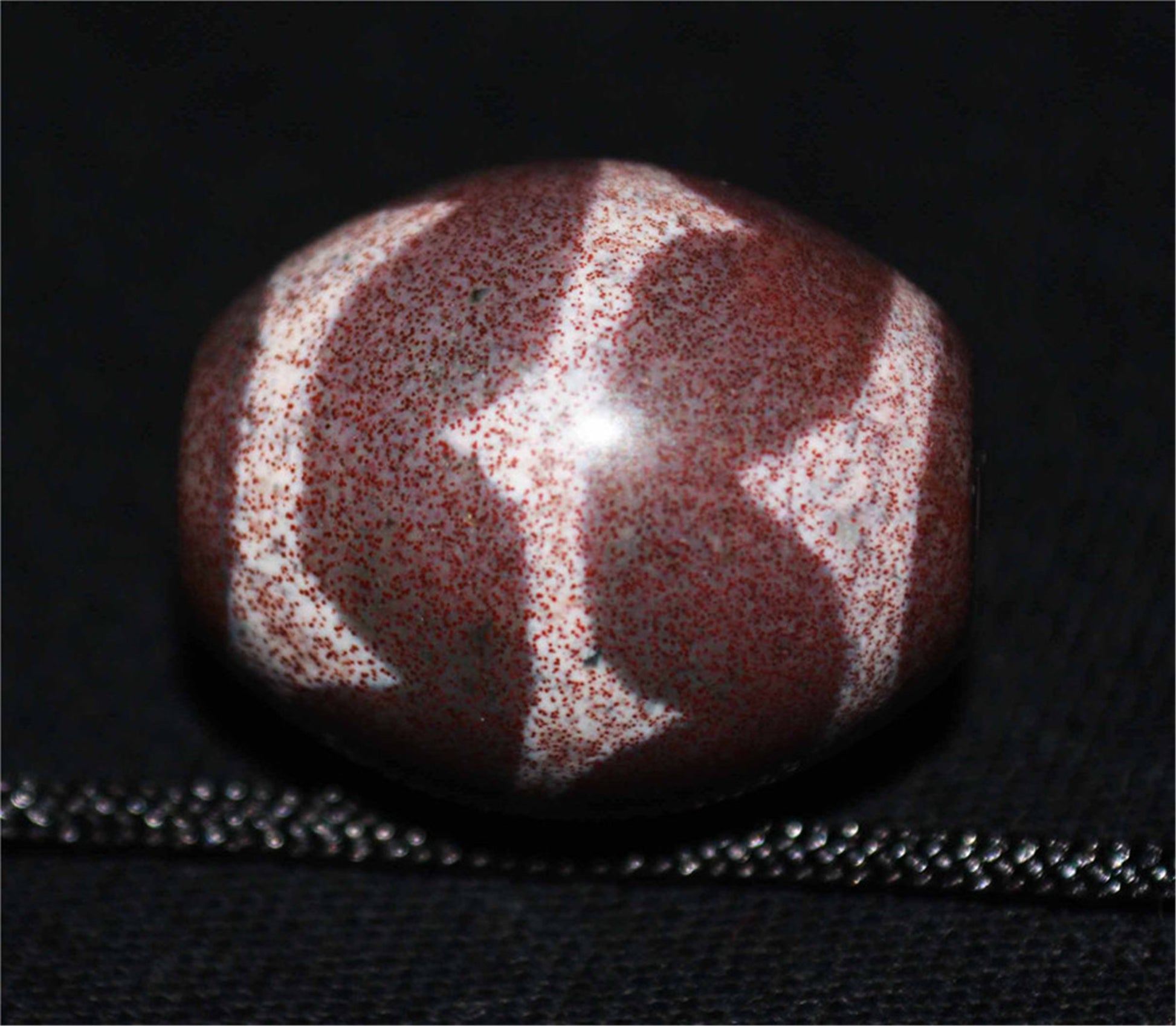 Genuine Ancient Tibetan Tiger Tooth Dzi Bead Amulet Cinnabar Bloodspots Himalaya Pure Water Wave Gzi Pendant Real Old Antique Agate ZigZag Talisman Bracelet