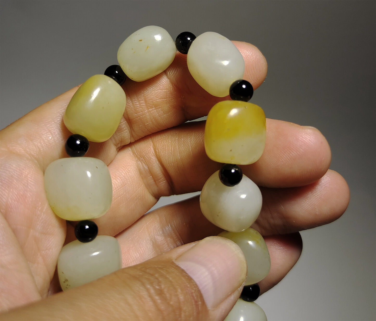 Real Chinese Antique White Hetian Jade Bracelet Natural Nephrite Hotan Mala Prayer Beads Old River Pebble