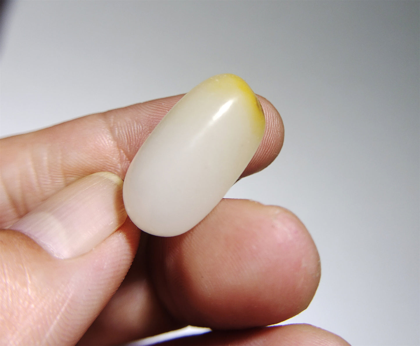 Genuine Chinese White Hetian Jade Pendant Natural Nephrite  Bead Hotan Old Antique River Pebble Mutton Fat Amulet