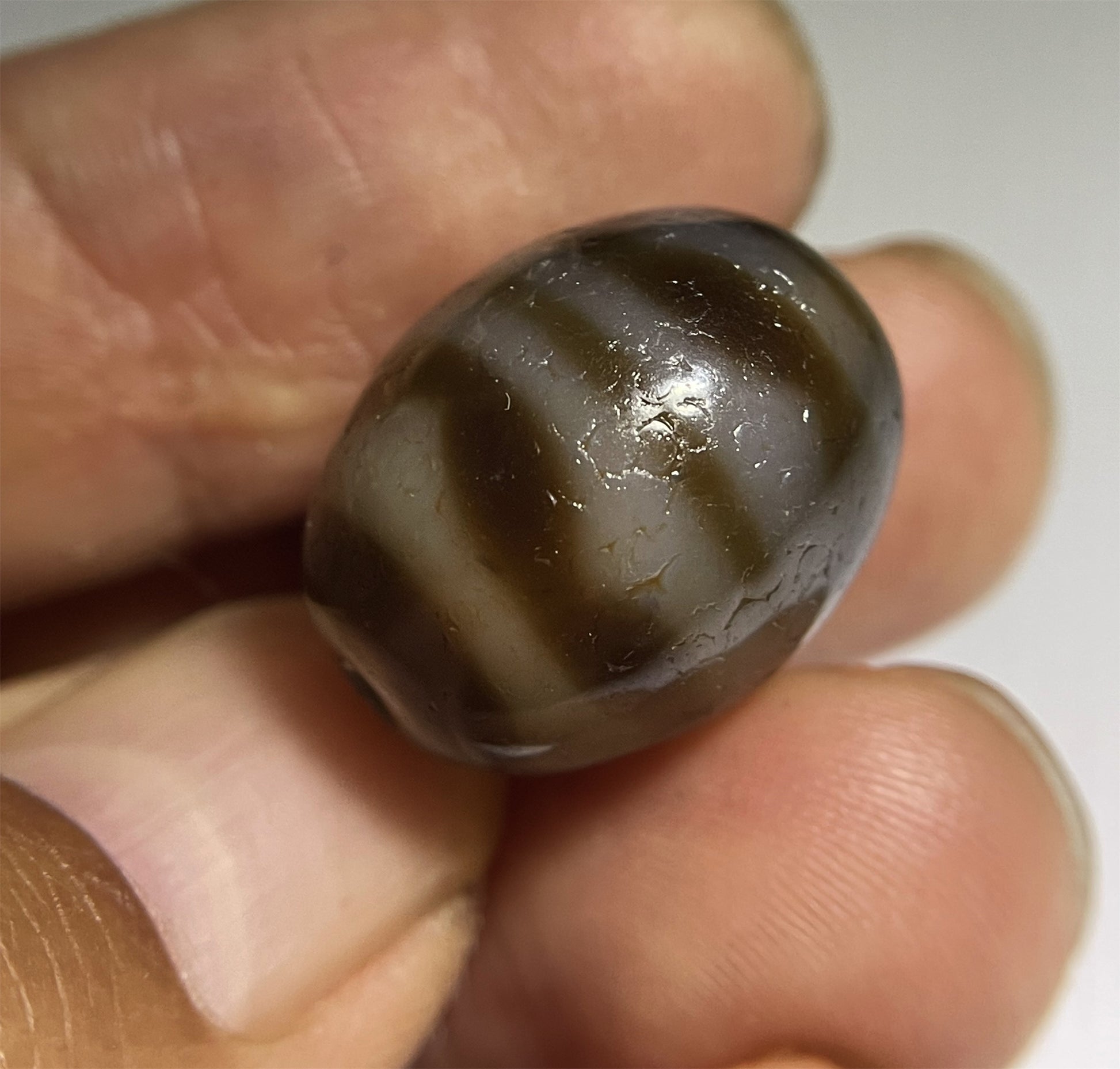Genuine Tibet Old Ancient Water Wave Dzi Bead Amulet Himalaya Bracelet Pure Tiger Tooth Gzi Old Antique Real Agate ZigZag Talisman
