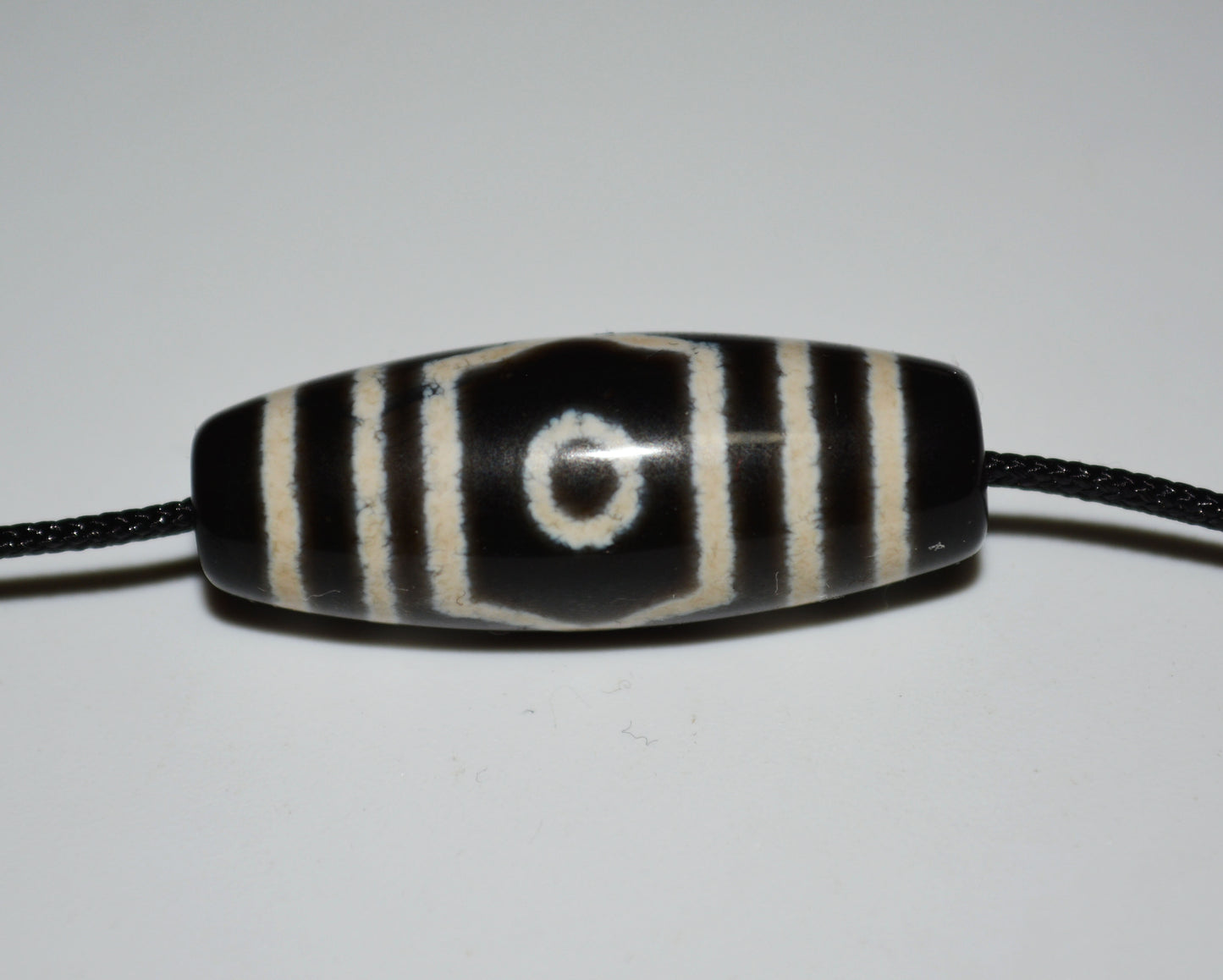 Genuine Tibetan Ancient Three Eyes Dzi Bead Pendant Amulet Himalaya Old Antique Real Agate Nepal 3 Eyed Pure Gzi Talisman Bracelet