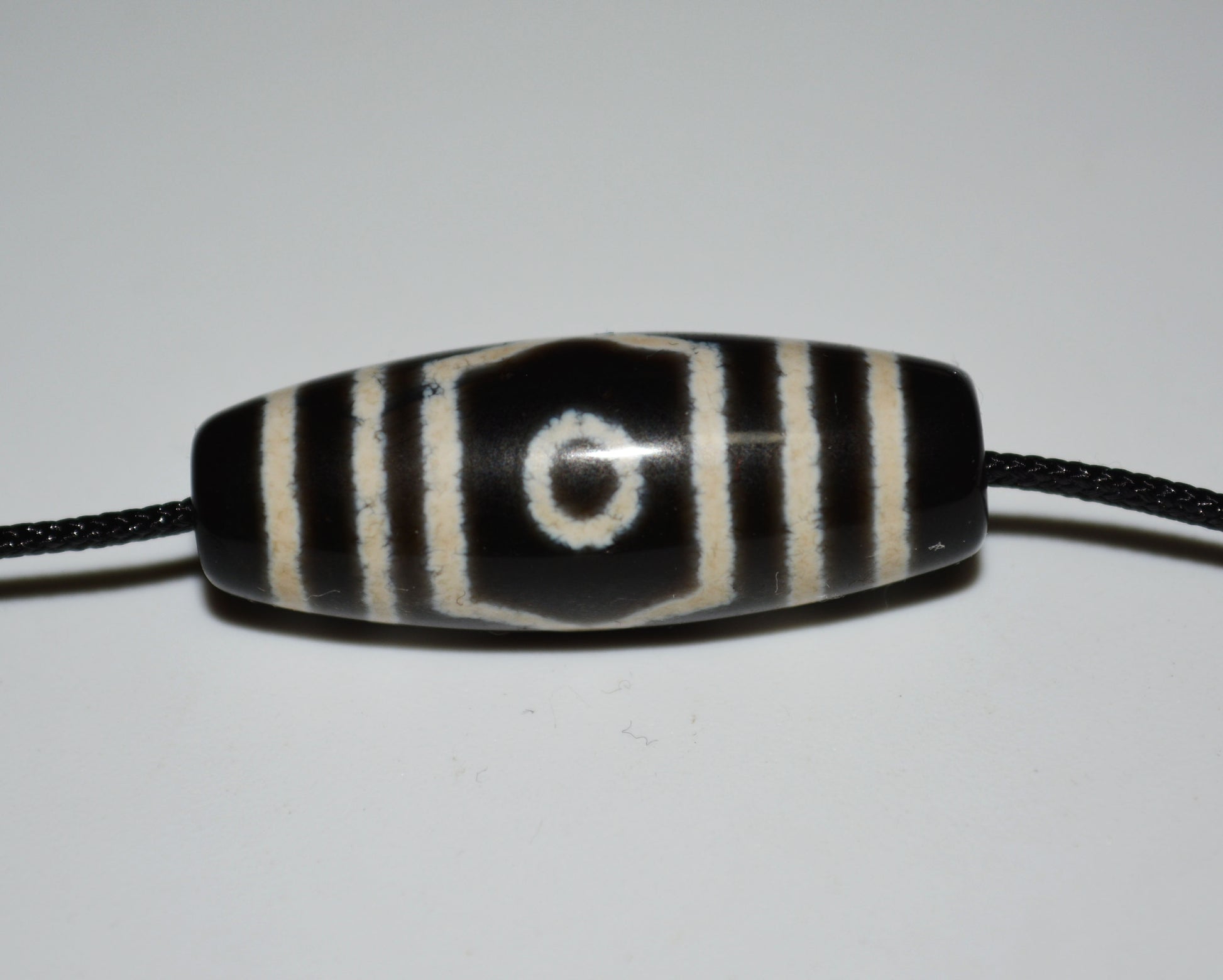 Genuine Tibetan Ancient Three Eyes Dzi Bead Pendant Amulet Himalaya Old Antique Real Agate Nepal 3 Eyed Pure Gzi Talisman Bracelet