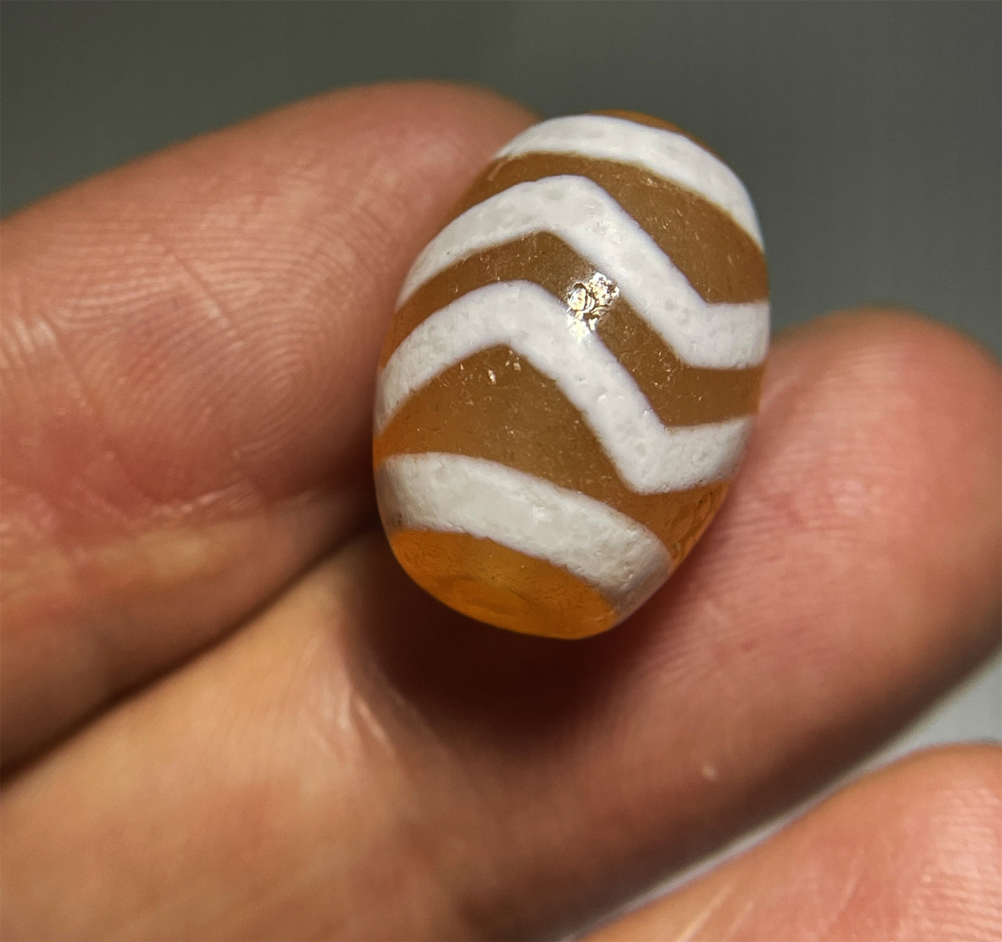 Genuine Tibet Ancient Tiger Tooth Dzi Bead Amulet Pendant Himalayan Agate Pure Water Wave Zigzag Gzi Old Antique Real Talisman Bracelet