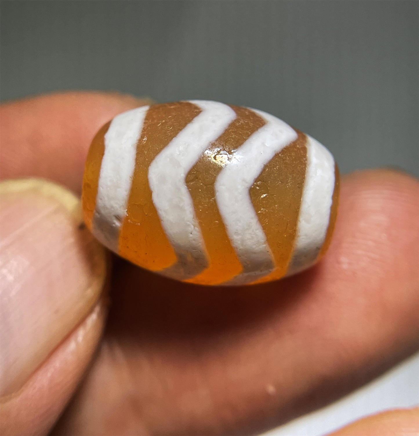 Genuine Tibet Ancient Tiger Tooth Dzi Bead Amulet Pendant Himalayan Agate Pure Water Wave Zigzag Gzi Old Antique Real Talisman Bracelet