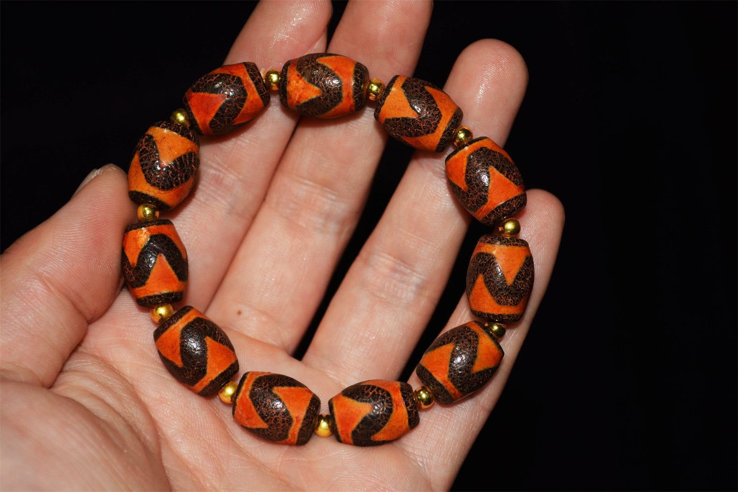 Genuine Tibetan Ancient Tiger Tooth Dzi Bead Bracelet Amulet Himalaya Zigzag Old Antique Real Agate Nepal Water Wave Pure Gzi Mala Prayer Beads Talisman