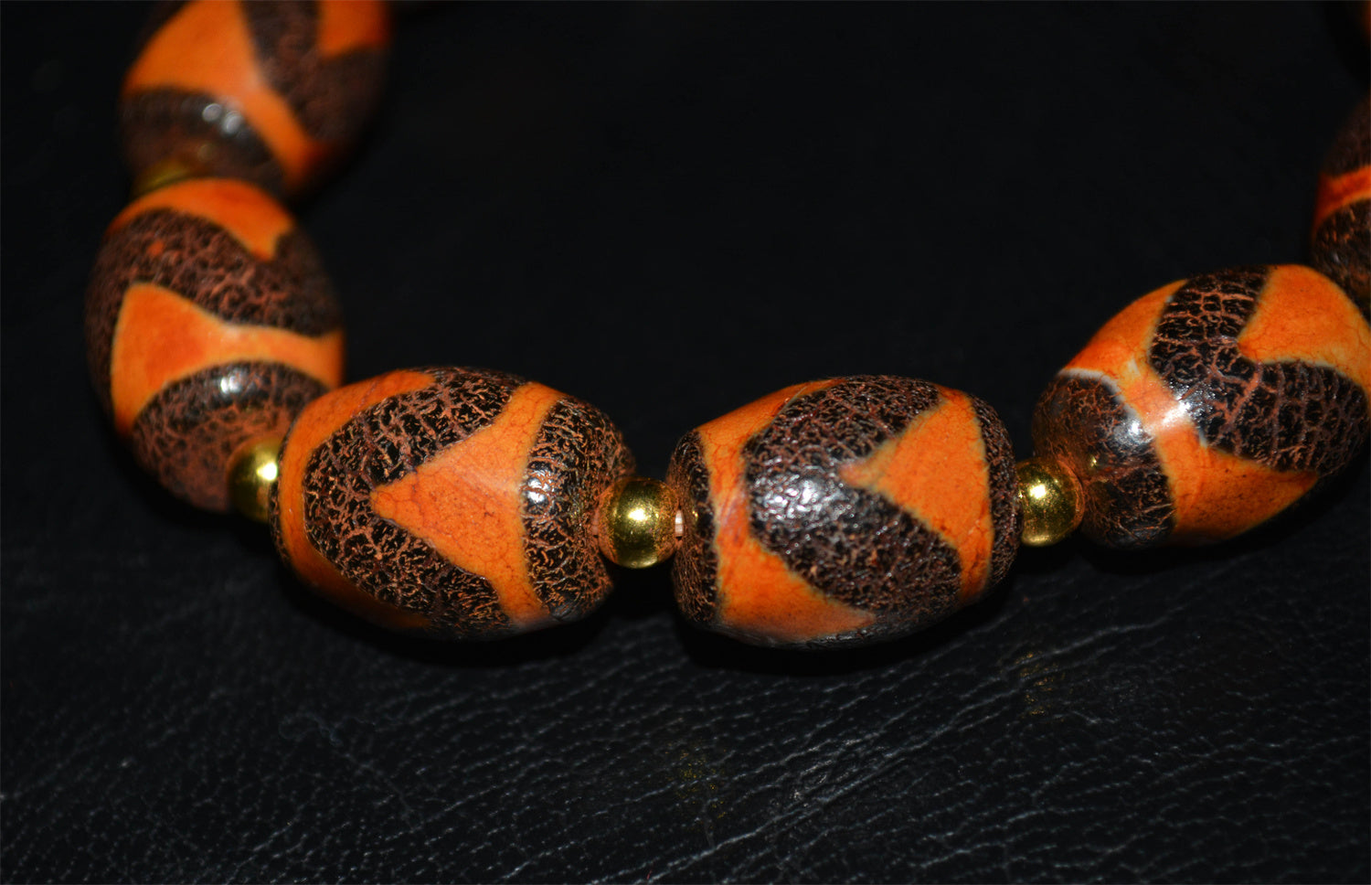 Genuine Tibetan Ancient Tiger Tooth Dzi Bead Bracelet Amulet Himalaya Zigzag Old Antique Real Agate Nepal Water Wave Pure Gzi Mala Prayer Beads Talisman