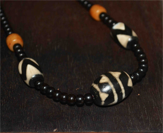 Genuine Tibetan Ancient Tiger Tooth Dzi Bead Necklace Pendant Amulet Himalaya Zigzag Old Antique Real Agate Nepal Water Wave Pure Gzi Talisman