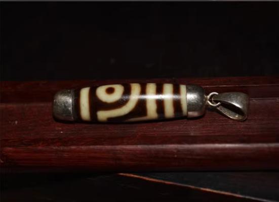 Genuine Tibetan Ancient Two Eyes Dzi Bead Amulet Pendant Old Antique Real Himalayan Agate Nepal 2 Eyed Gzi Talisman