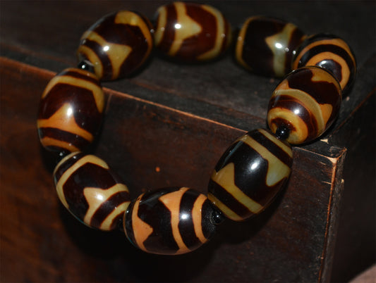 Genuine Tibetan Old Tiger Tooth Dzi Bead Bracelet Amulet Mala Prayer Himalayas Zigzag Water Wave Pure Gzi Talisman