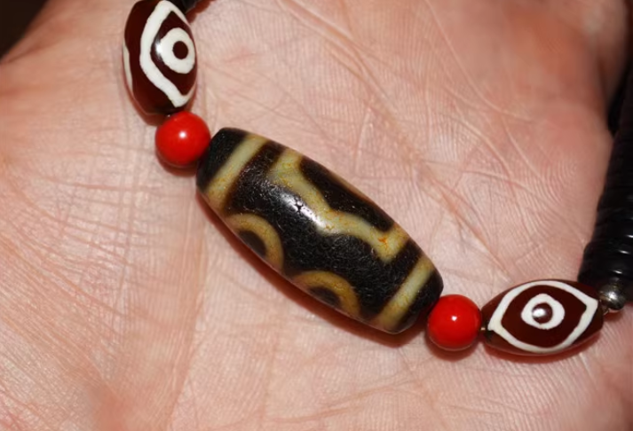 Himalayan Ancient Three Eyes Dzi Bead Amulet Tibetan 3 Eyed Pure Gzi Genuine Old Antique Agate Real Talisman Bracelet