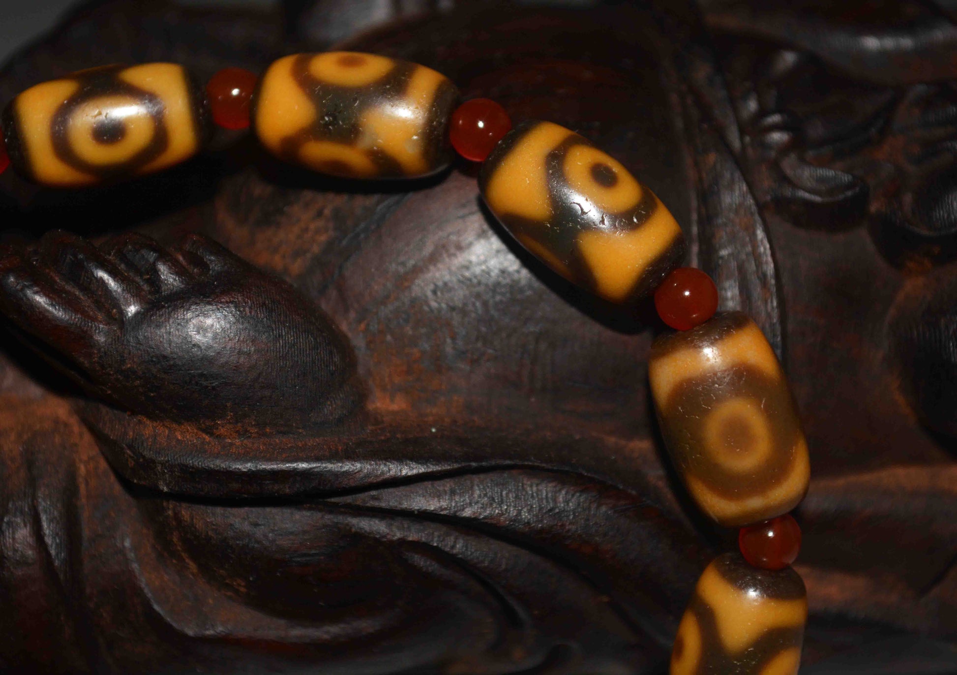 Himalayas Ancient Three Eyes Dzi Bead Bracelet Amulet Real Tibetan Mala Agate Pure 3 Eyed Gzi Old Antique Genuine Talisman Prayer Beads