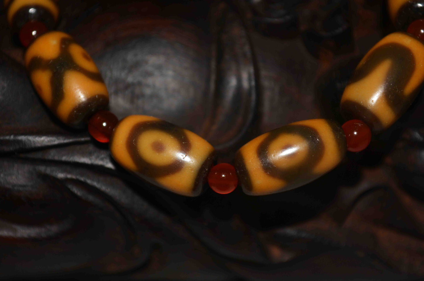 Himalayas Ancient Three Eyes Dzi Bead Bracelet Amulet Real Tibetan Mala Agate Pure 3 Eyed Gzi Old Antique Genuine Talisman Prayer Beads