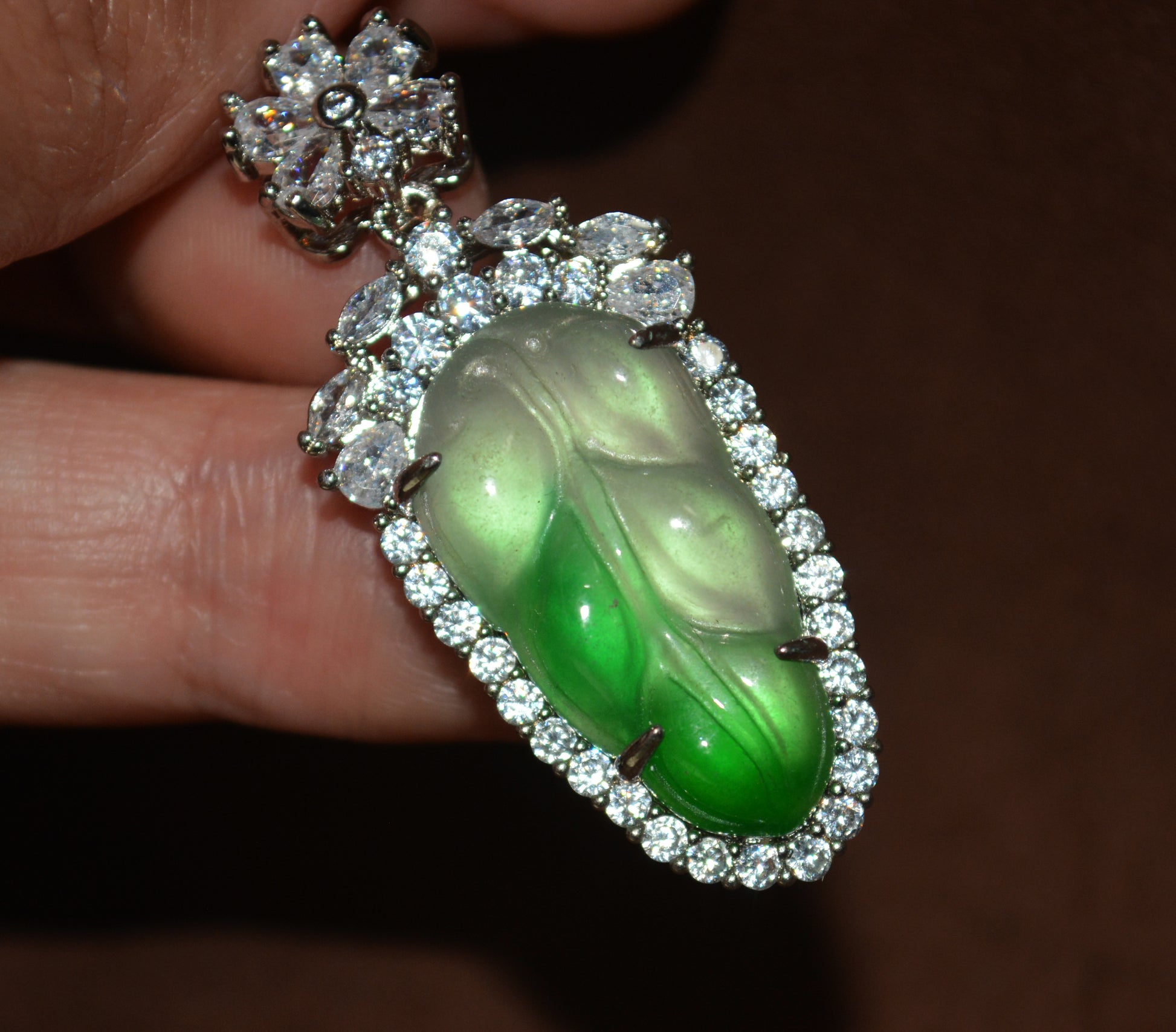 Natural Grade A Glassy Jadeite Jade Pendant Tree Leaf Genuine Glassy Emerald Green Real Lucky Amulet Talisman