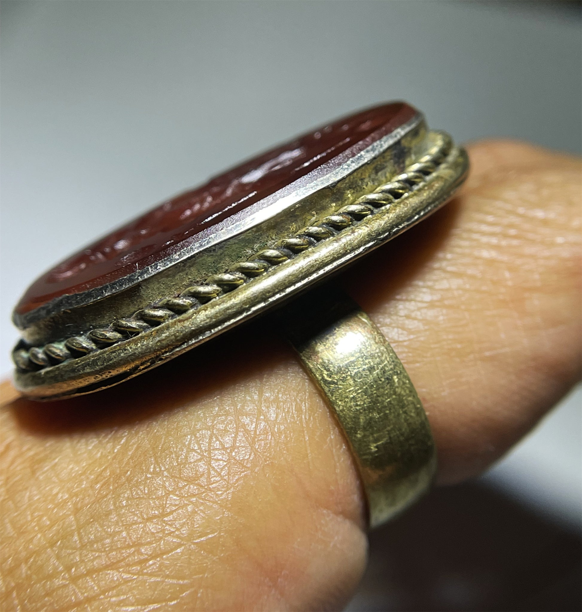 Old Ancient Agate Stone Sassanian Ring Seal Stamp Intaglio Bead Carnelian Pendant Engraved