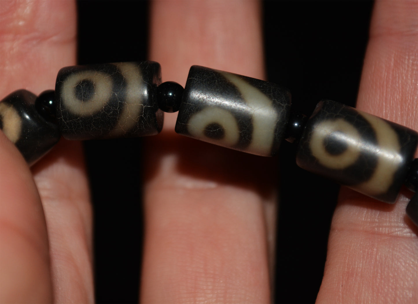 Real Ancient Himalayan Two Eyes Dzi Bead Bracelet Tibet Agate 2 Eyed Pure Gzi Old Antique Talisman Mala