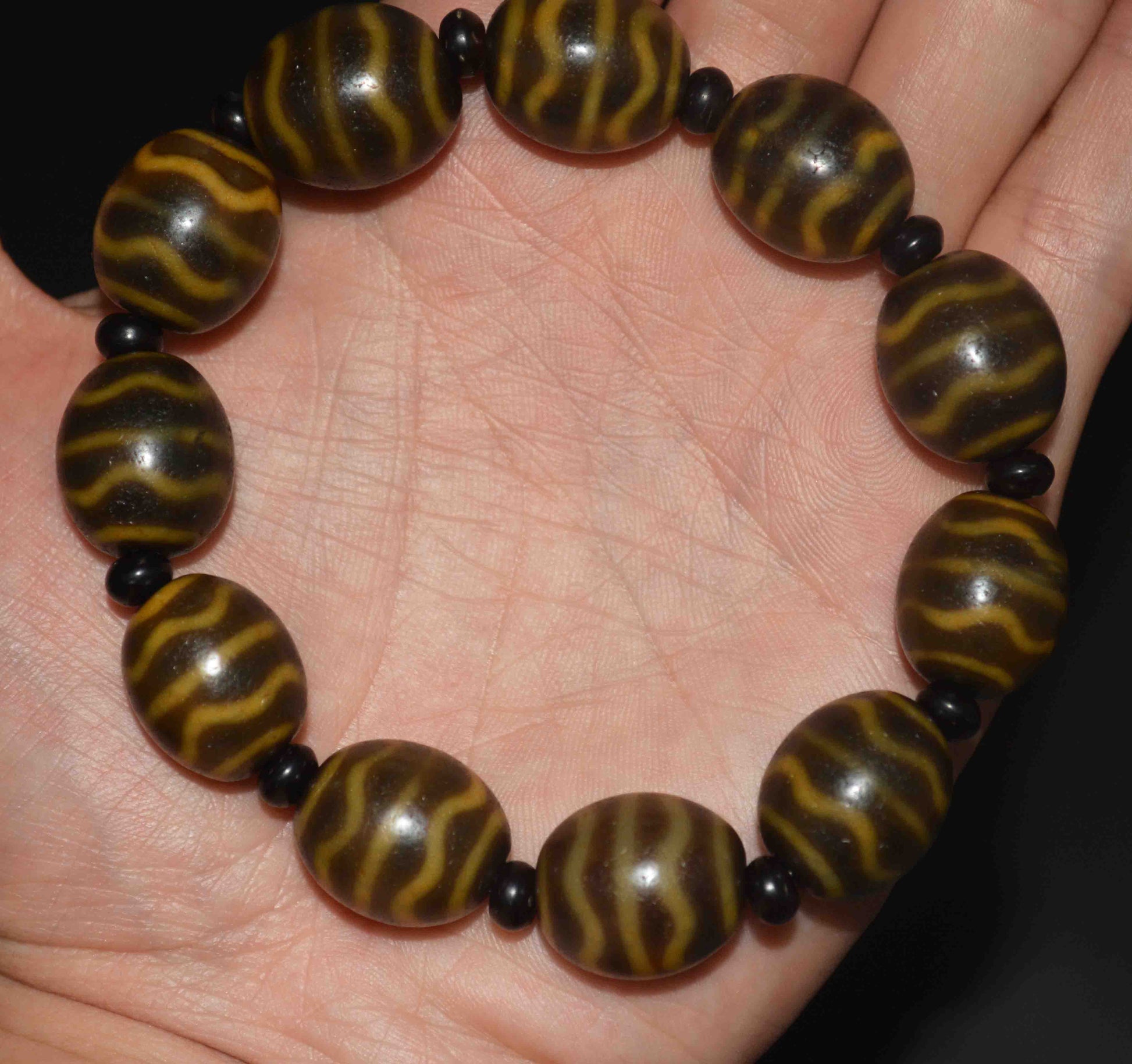 Real Ancient Himalayas Tiger Tooth Dzi Bead Bracelet Tibet Amulet Mala Water Wave Genuine Zigzag Agate Gzi Pendant