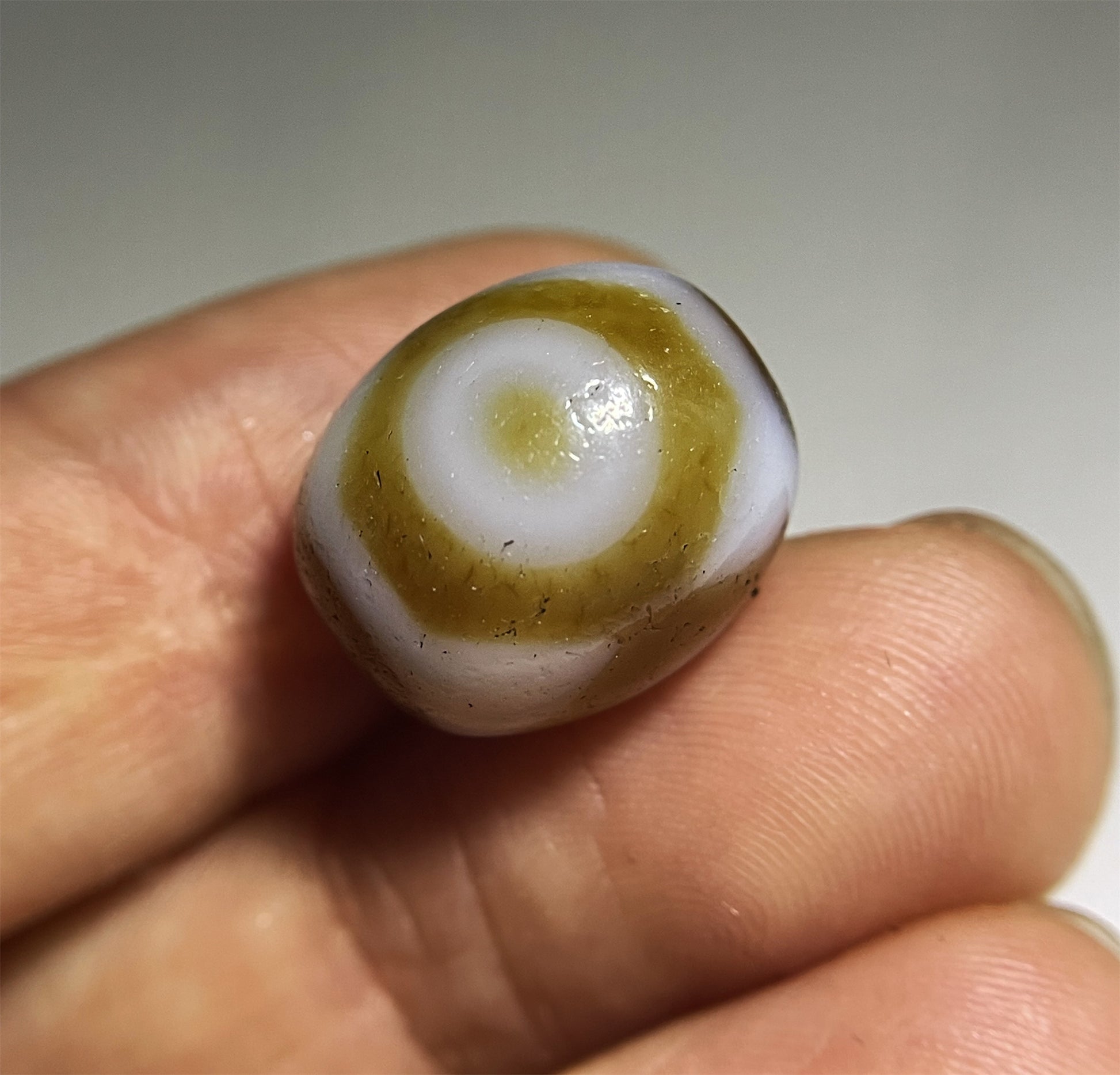 Real Ancient Three Eyes Dzi Bead Tibetan Amulet Pendant Himalayan Agate Pure Special 3 Eyed Gzi Old Antique Genuine Talisman Bracelet