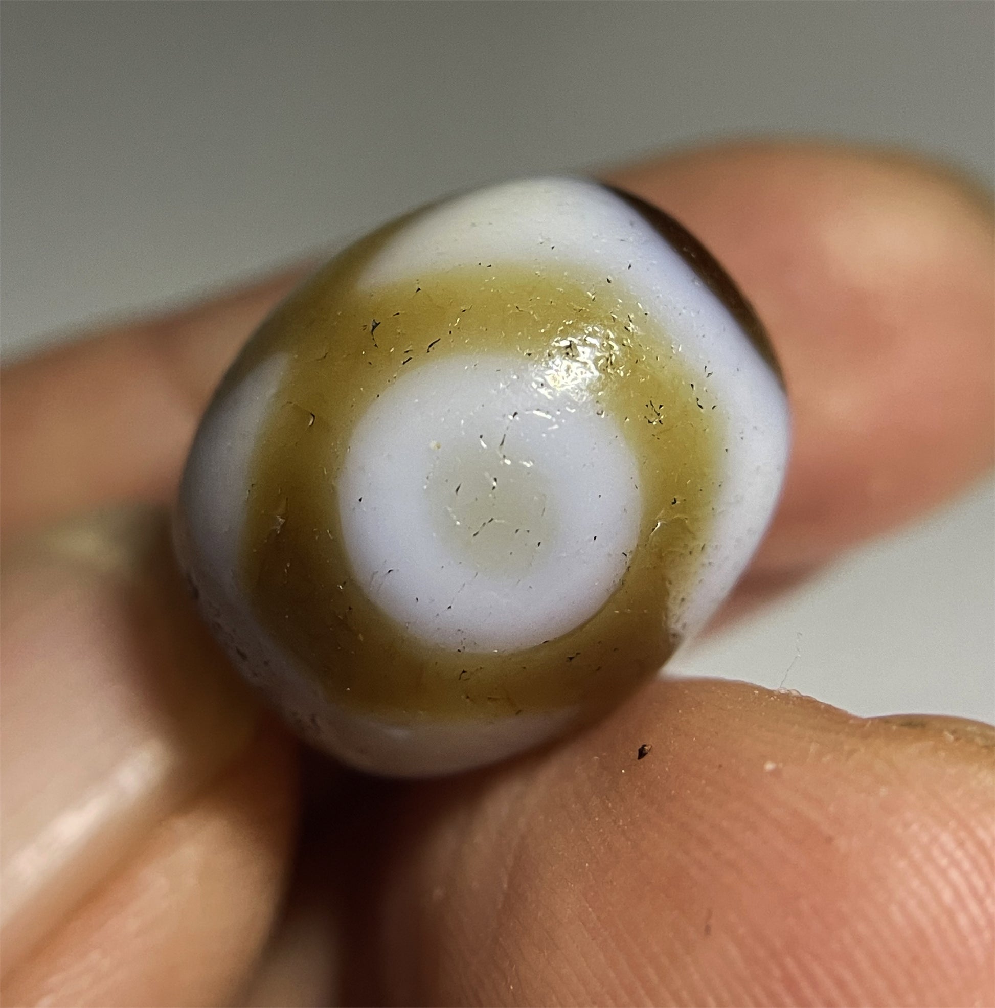 Real Ancient Three Eyes Dzi Bead Tibetan Amulet Pendant Himalayan Agate Pure Special 3 Eyed Gzi Old Antique Genuine Talisman Bracelet