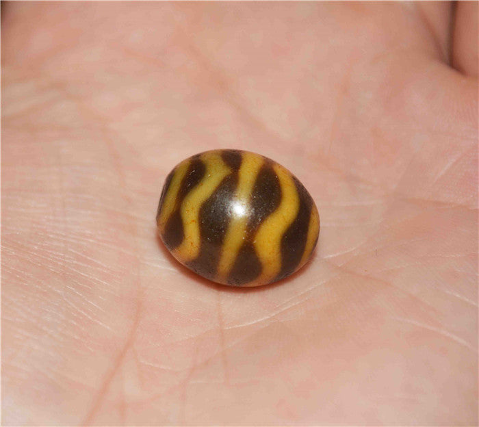 Real Ancient Tibet Tiger Tooth Dzi Bead Amulet Double Water Wave Himalayas Genuine Zigzag Agate Gzi Pendant Talisman