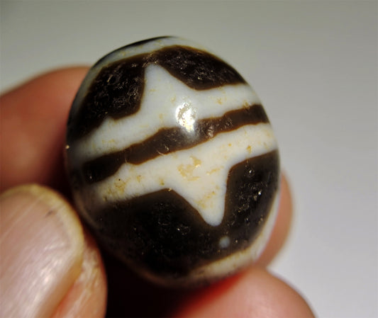 Real Ancient Tibetan Double Water Wave Dzi Bead Amulet Himalayas Genuine Zigzag Agate Tiger Tooth  Gzi Pendant Talisman