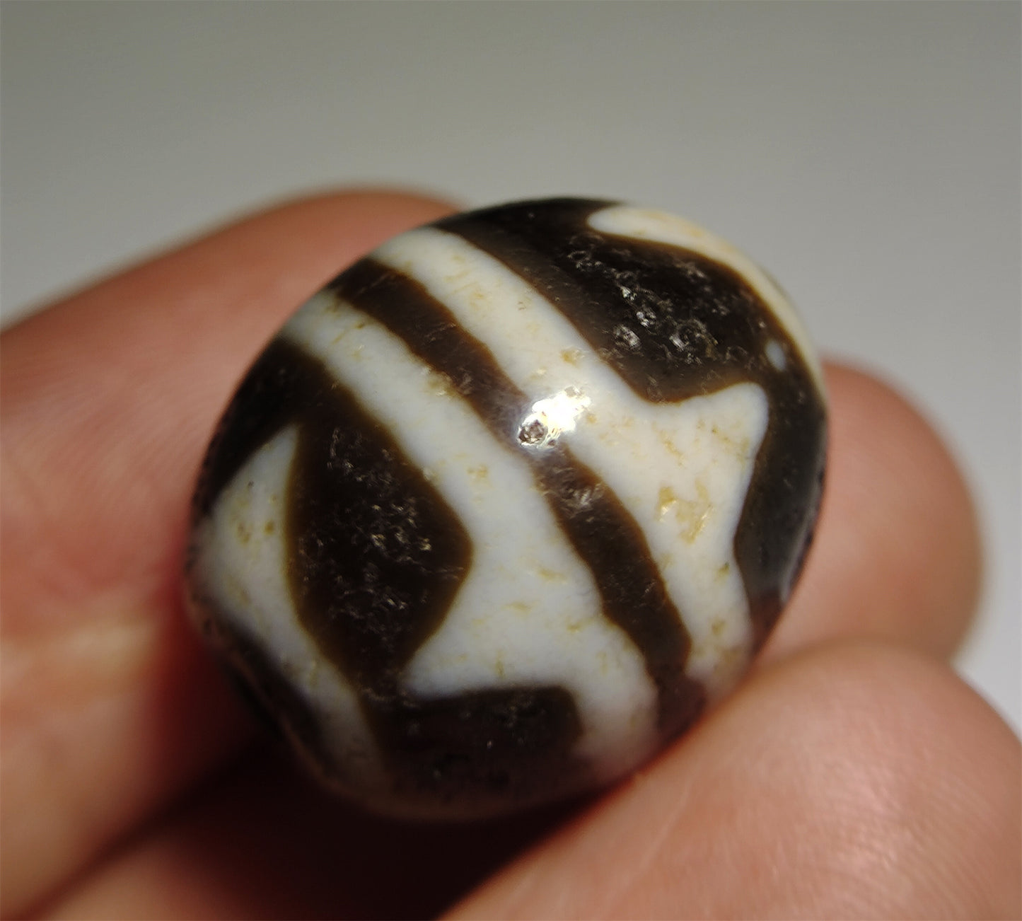 Real Ancient Tibetan Double Water Wave Dzi Bead Amulet Himalayas Genuine Zigzag Agate Tiger Tooth  Gzi Pendant Talisman