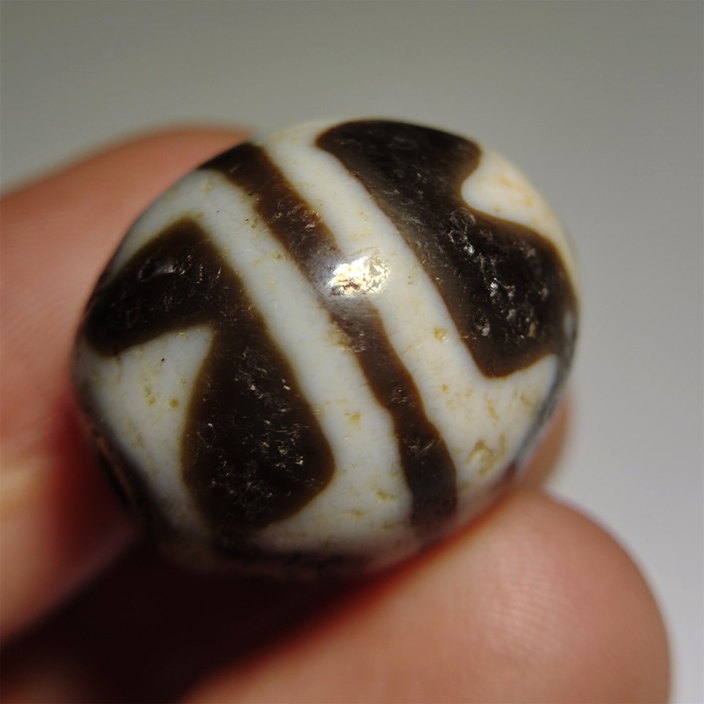 Real Ancient Tibetan Double Water Wave Dzi Bead Amulet Himalayas Genuine Zigzag Agate Tiger Tooth  Gzi Pendant Talisman