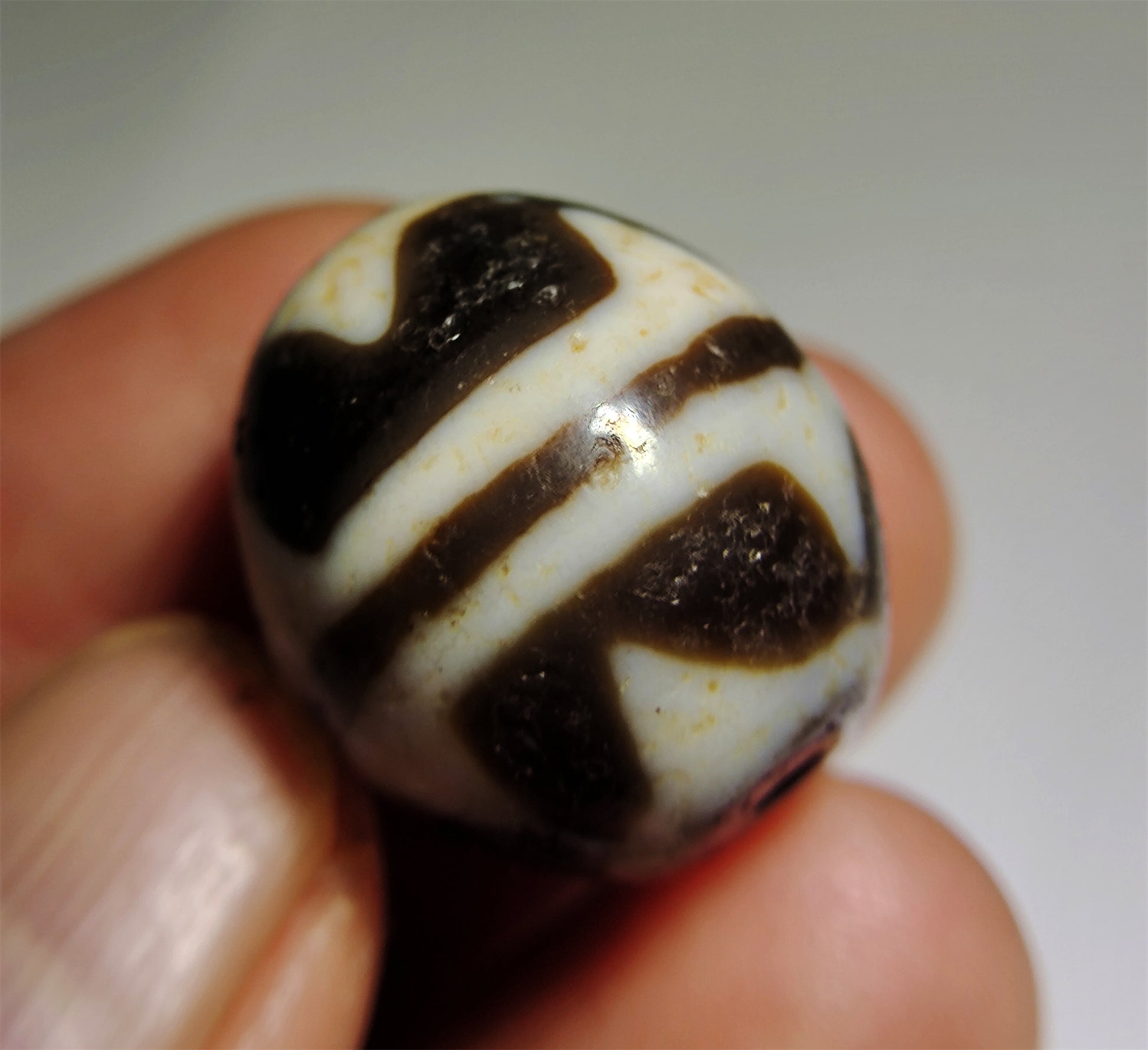 Real Ancient Tibetan Double Water Wave Dzi Bead Amulet Himalayas Genuine Zigzag Agate Tiger Tooth  Gzi Pendant Talisman