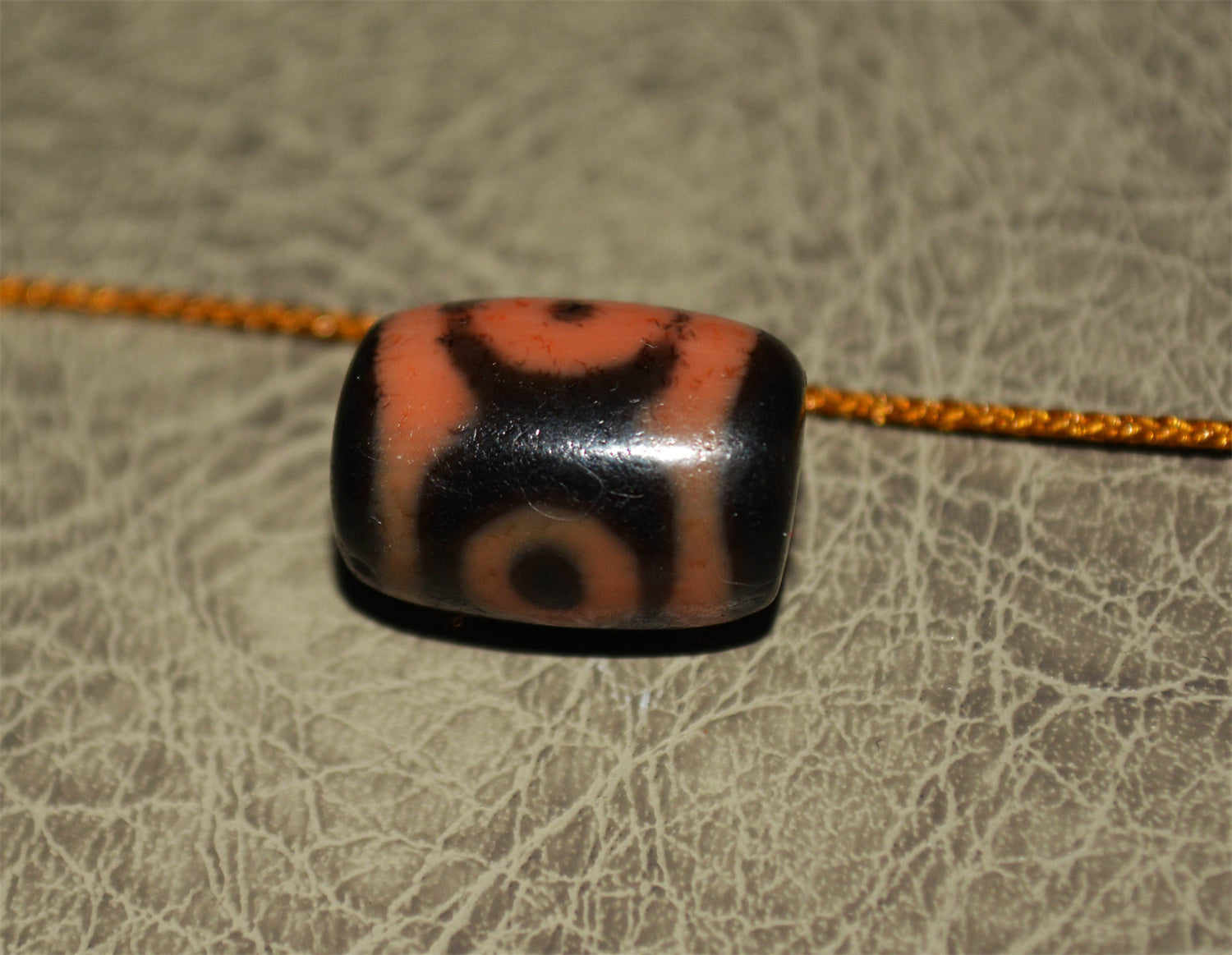 Real Ancient Tibetan Three Eyes Dzi Bead Amulet Pendant Himalaya Genuine Old Antique Agate Nepal 3 Eyed Pure Gzi Talisman Bracelet