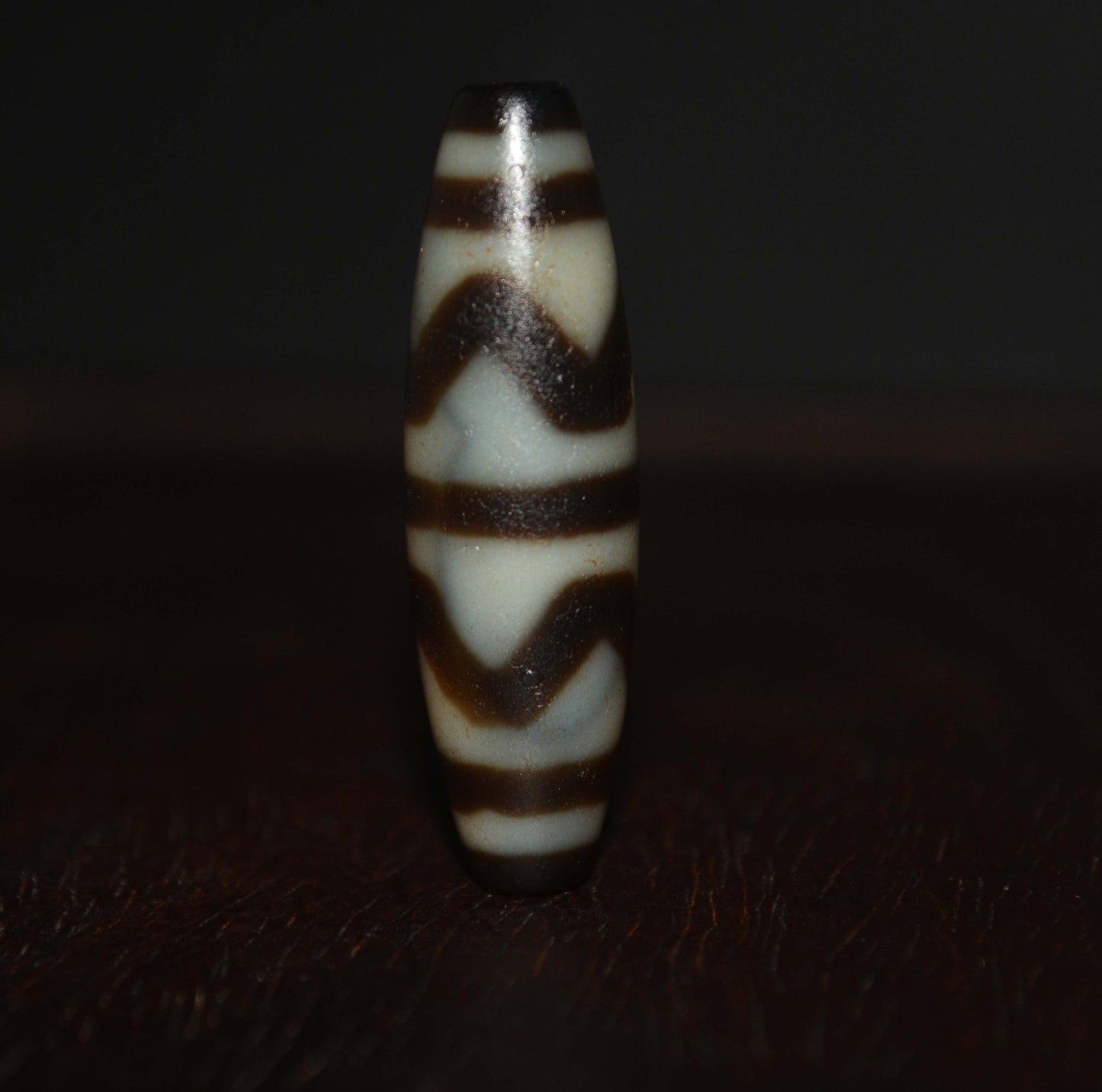 Real Ancient Tibetan Tiger Tooth Dzi Bead Amulet Himalaya Water Wave Pure Gzi Pendant Genuine Old Antique Agate ZigZag Talisman Bracelet