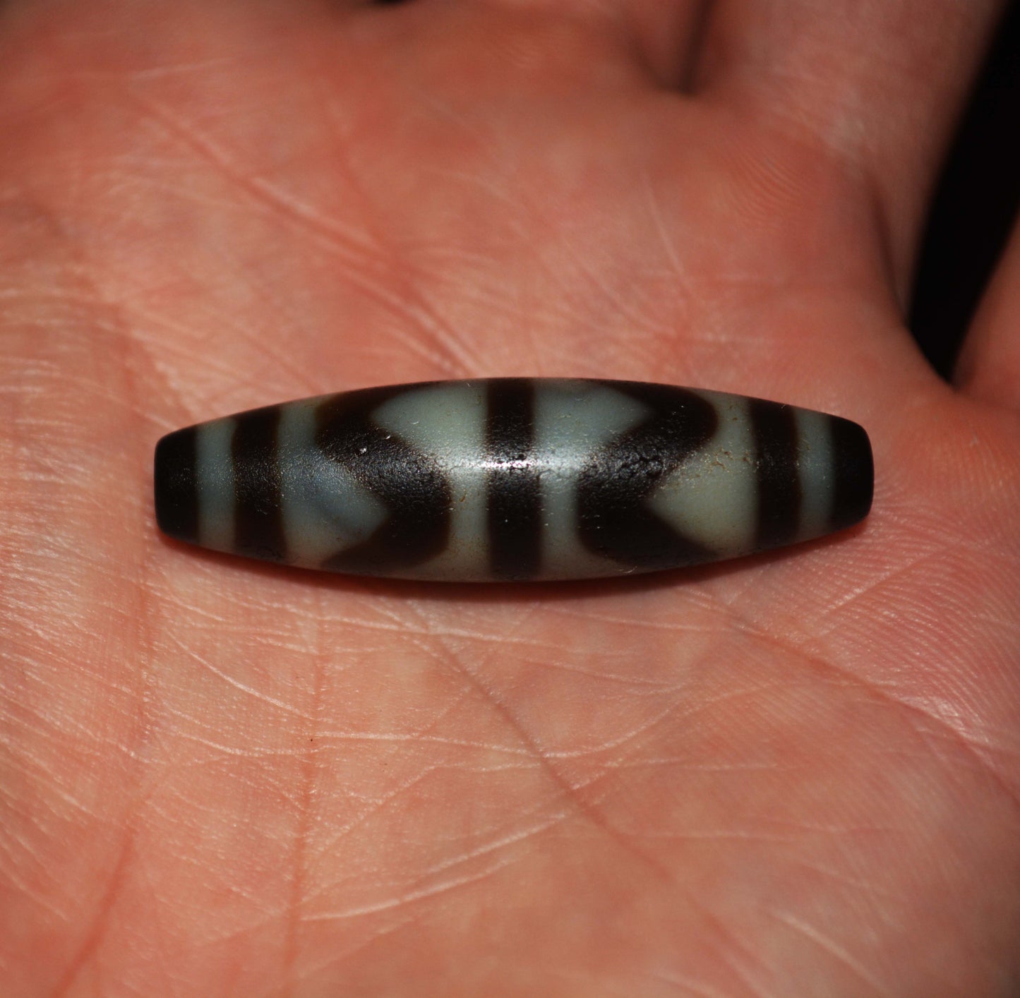 Real Ancient Tibetan Tiger Tooth Dzi Bead Amulet Himalaya Water Wave Pure Gzi Pendant Genuine Old Antique Agate ZigZag Talisman Bracelet