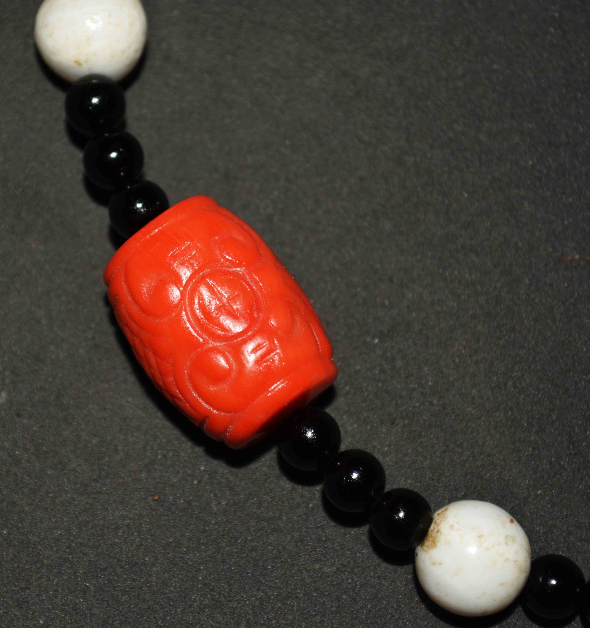Real Ancient Tibetan Tiger Tooth Dzi Bead Amulet Necklace Red Coral Water Wave Himalaya Genuine Zigzag Gzi Pendant